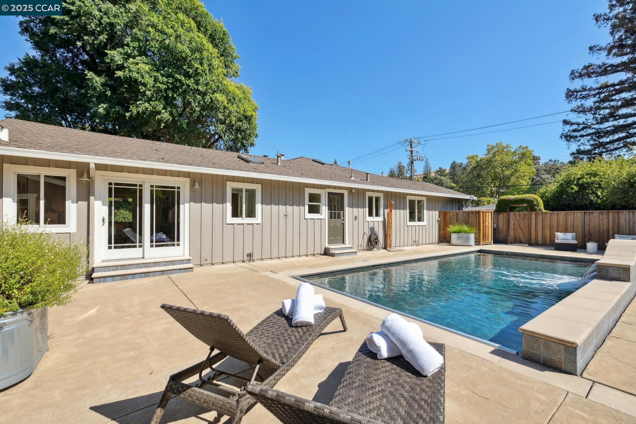 Detail Gallery Image 43 of 51 For 3260 Rohrer Drive, Lafayette,  CA 94549-5640 - 3 Beds | 2 Baths