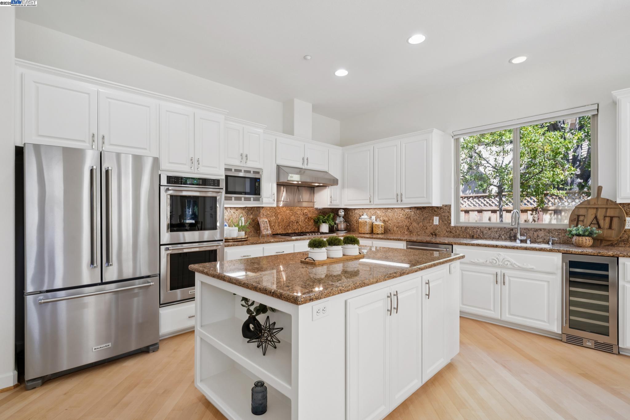 Detail Gallery Image 15 of 37 For 2147 Pomezia Ct, Pleasanton,  CA 94566 - 4 Beds | 3 Baths