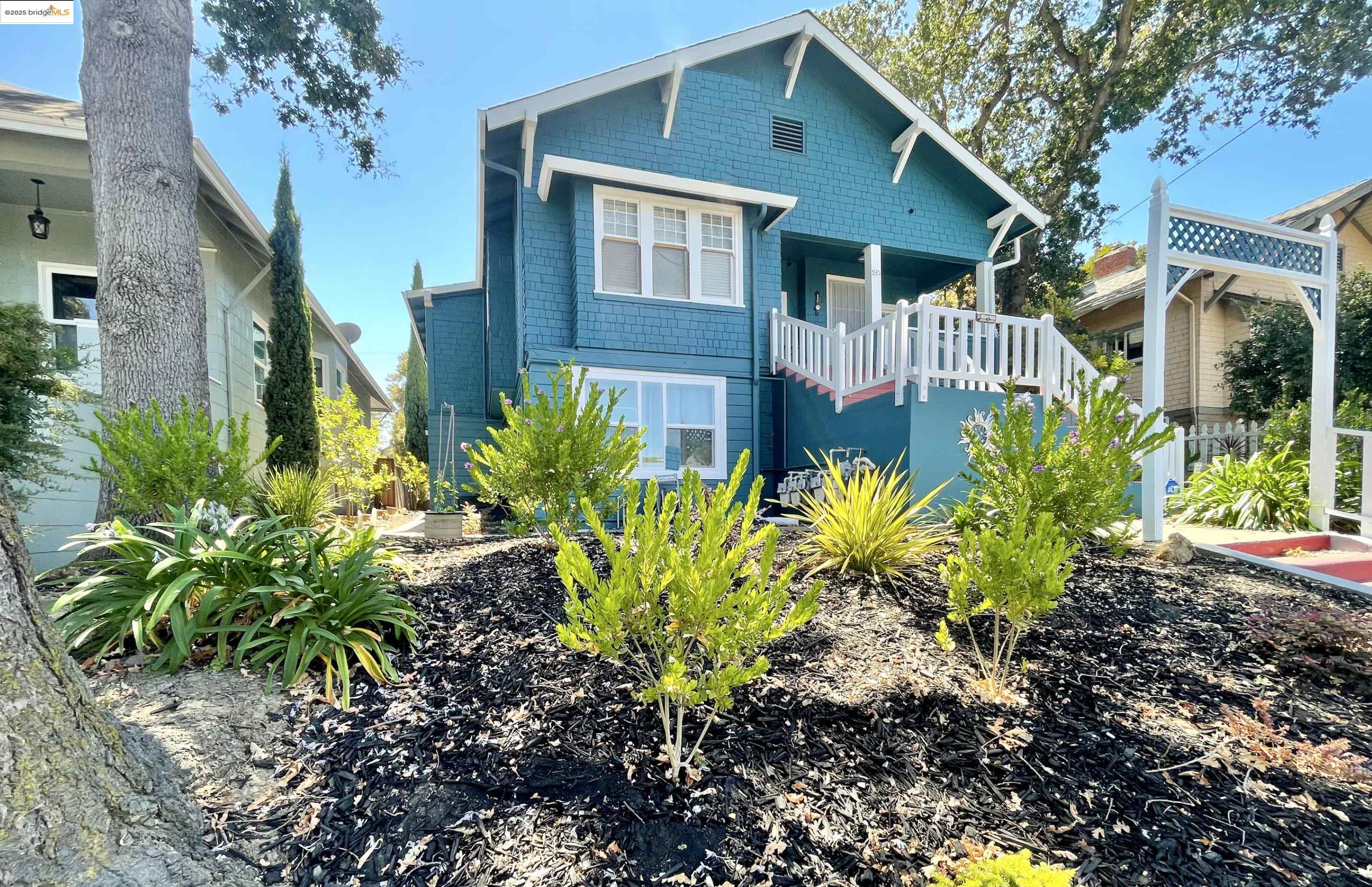 Detail Gallery Image 3 of 30 For 933 Kentucky St, Vallejo,  CA 94590 - – Beds | – Baths