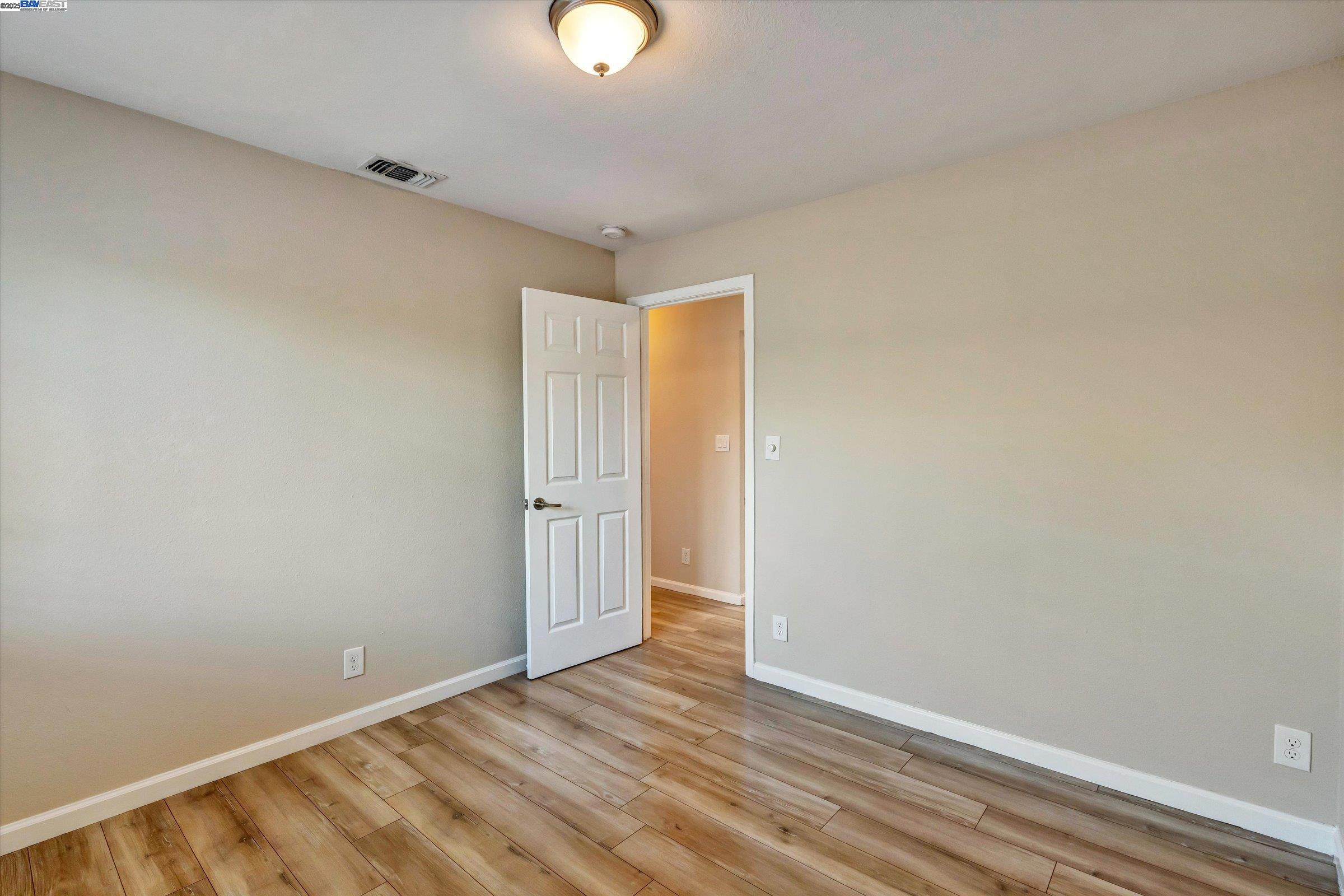 Detail Gallery Image 19 of 45 For 37659 Granville Dr, Fremont,  CA 94536 - 5 Beds | 3 Baths