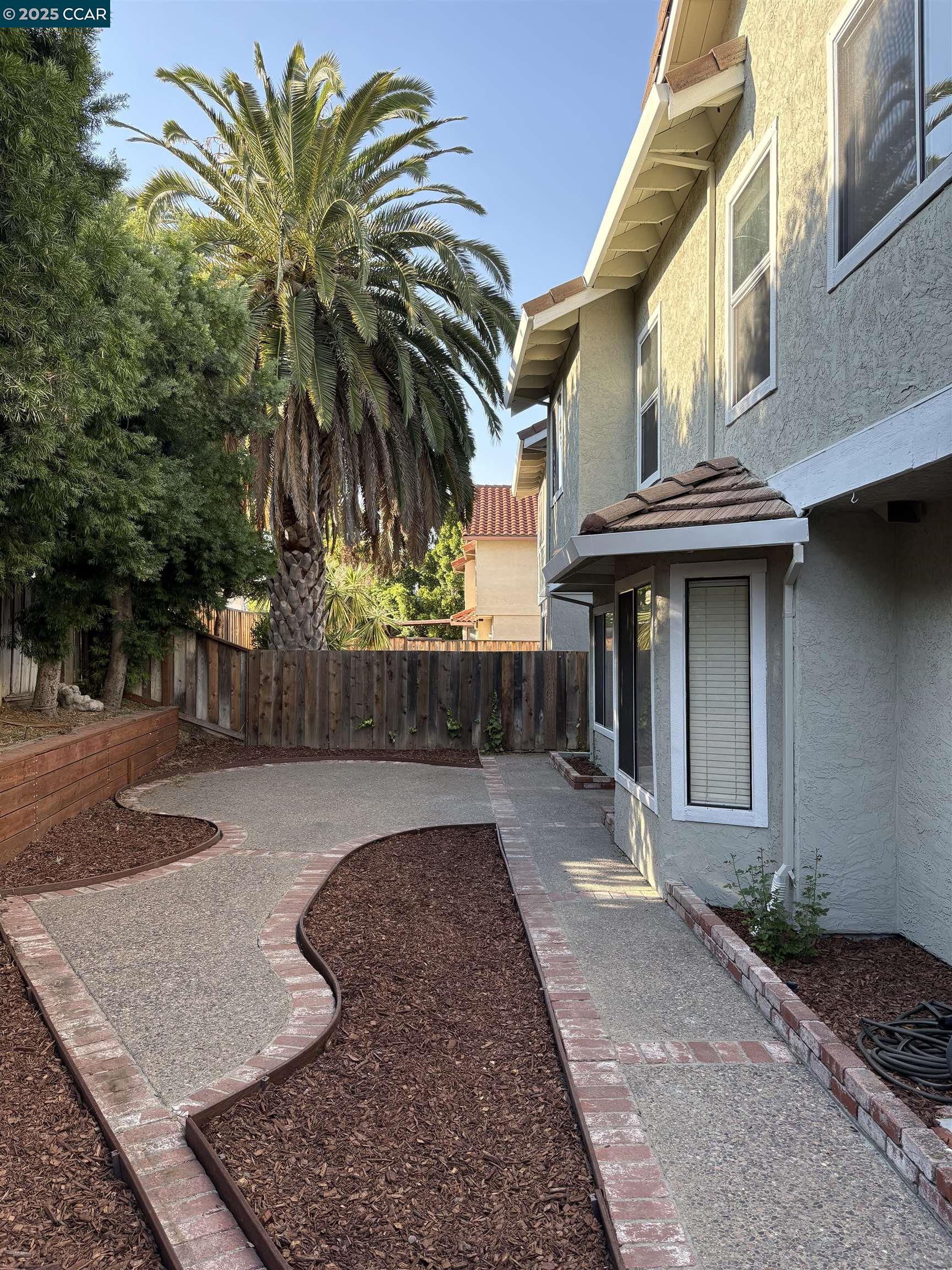 Detail Gallery Image 11 of 12 For 3524 Liberty Ct., Antioch,  CA 94509 - 4 Beds | 2/1 Baths