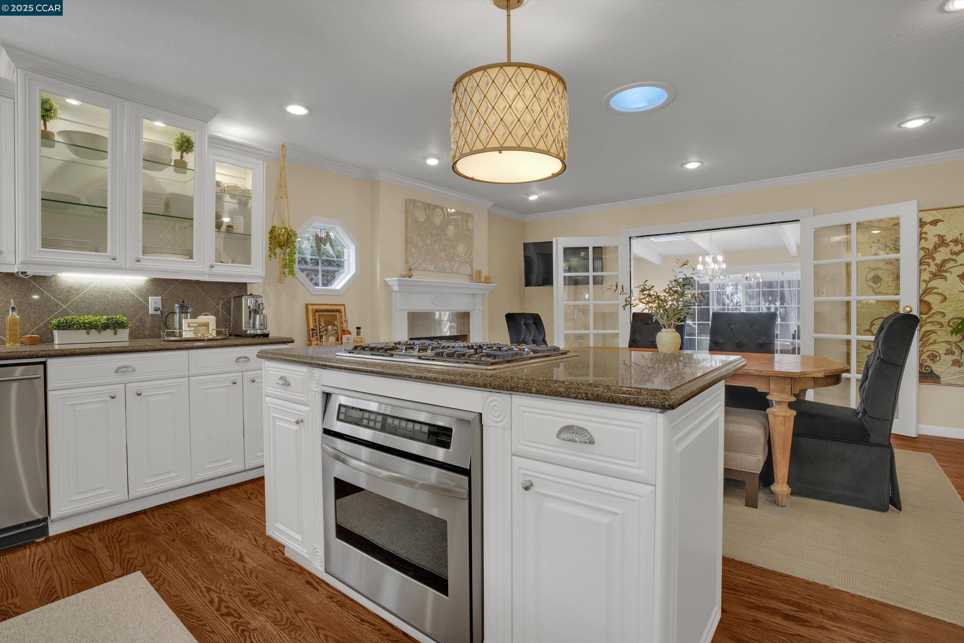 Detail Gallery Image 12 of 49 For 4504 Muirwood Drive, Pleasanton,  CA 94588 - 4 Beds | 2 Baths