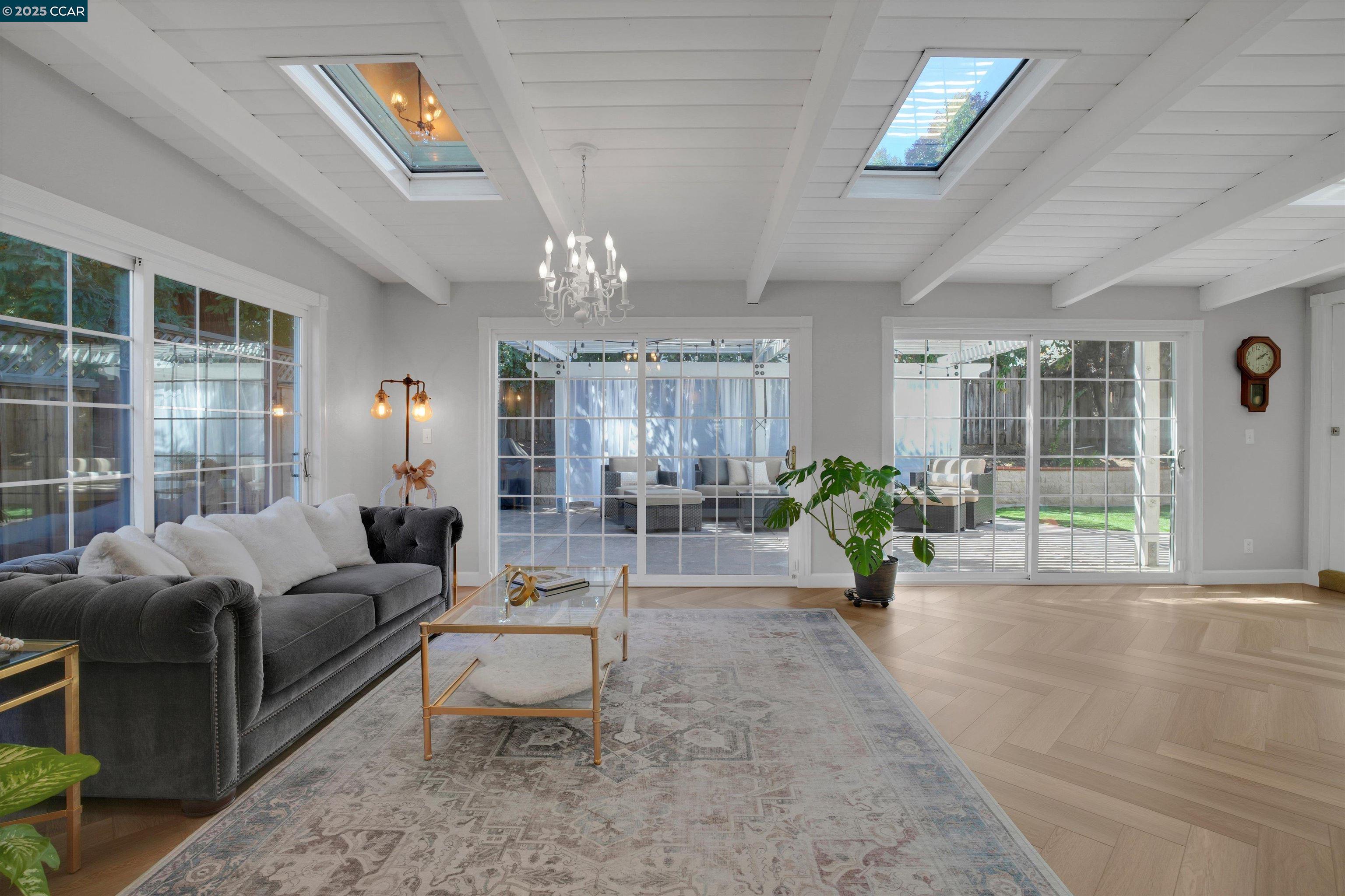 Detail Gallery Image 18 of 49 For 4504 Muirwood Drive, Pleasanton,  CA 94588 - 4 Beds | 2 Baths