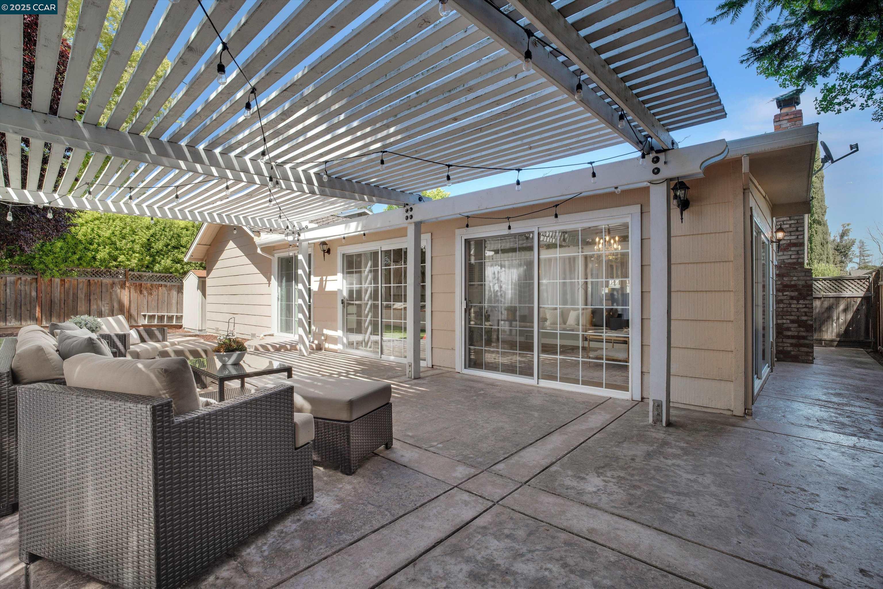 Detail Gallery Image 33 of 49 For 4504 Muirwood Drive, Pleasanton,  CA 94588 - 4 Beds | 2 Baths