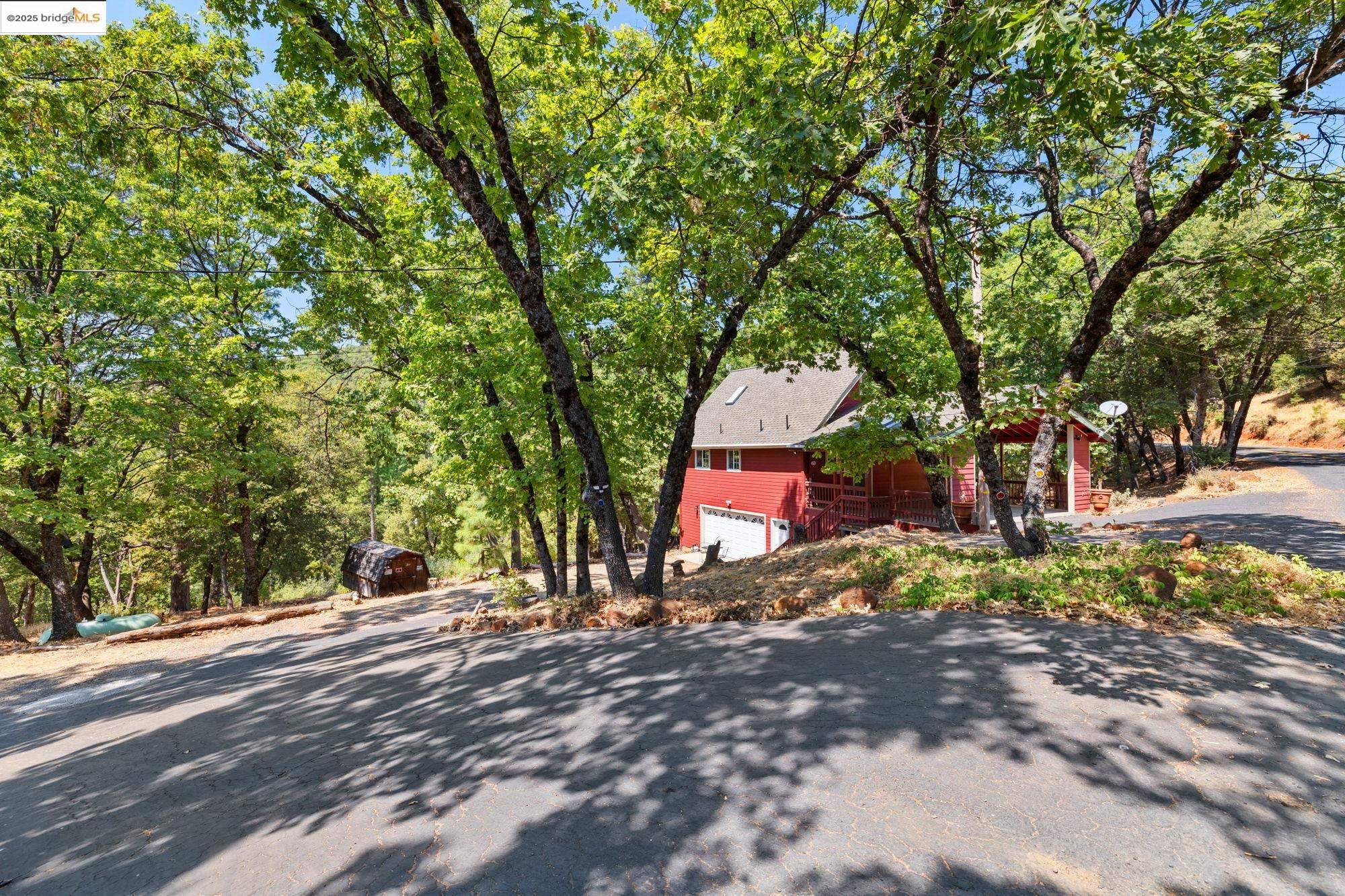 Detail Gallery Image 34 of 60 For 14799 Big Hill Road, Sonora,  CA 95370 - 3 Beds | 2 Baths