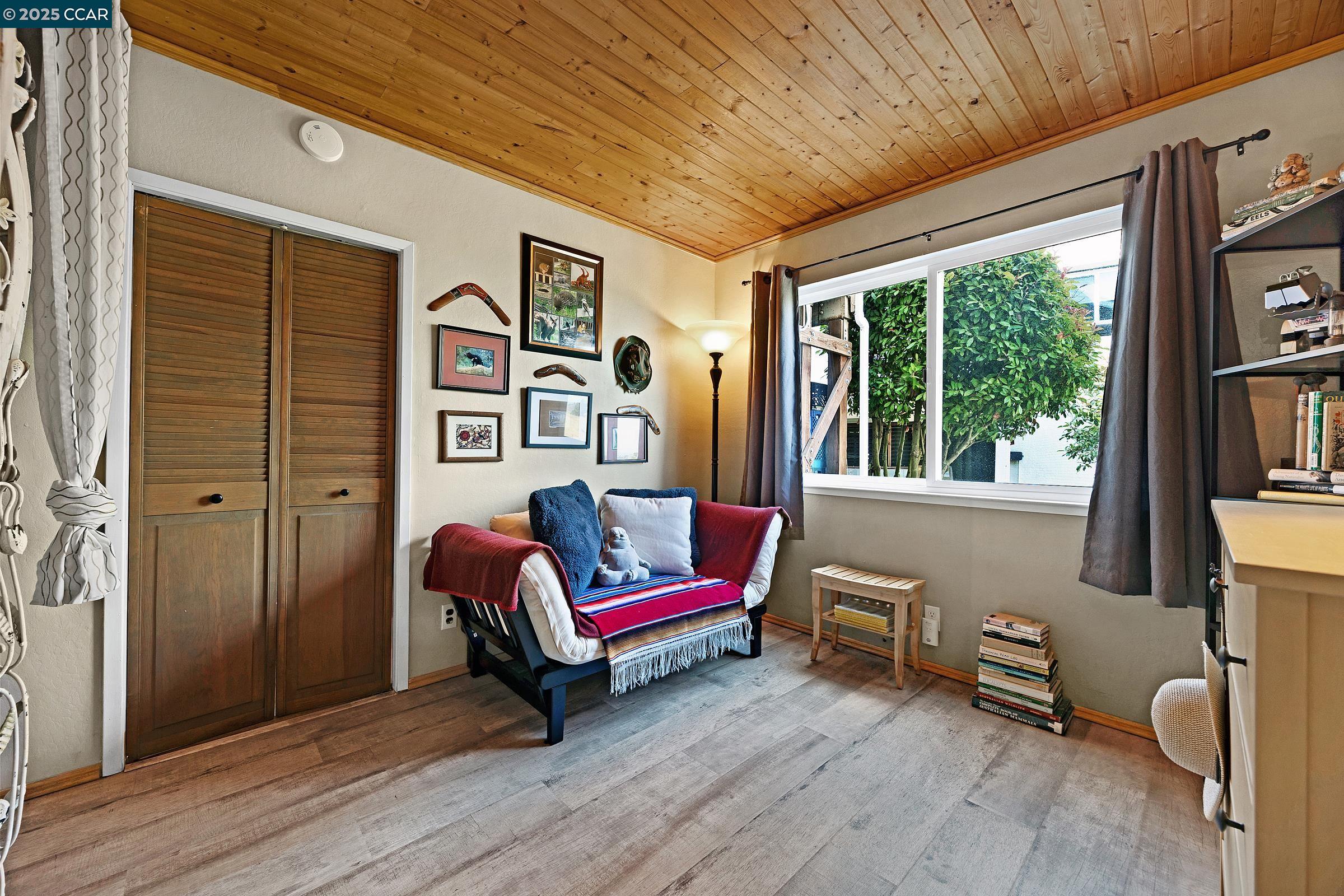 Detail Gallery Image 20 of 31 For 112 Inverness Ct, Benicia,  CA 94510 - 3 Beds | 2/1 Baths