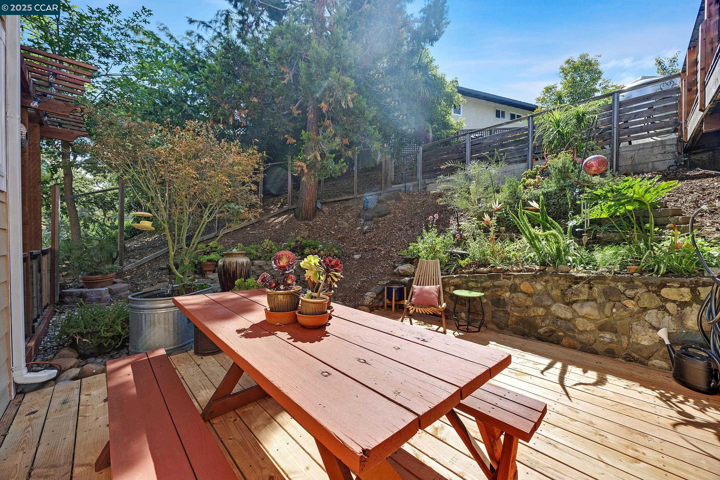 Detail Gallery Image 25 of 31 For 112 Inverness Ct, Benicia,  CA 94510 - 3 Beds | 2/1 Baths