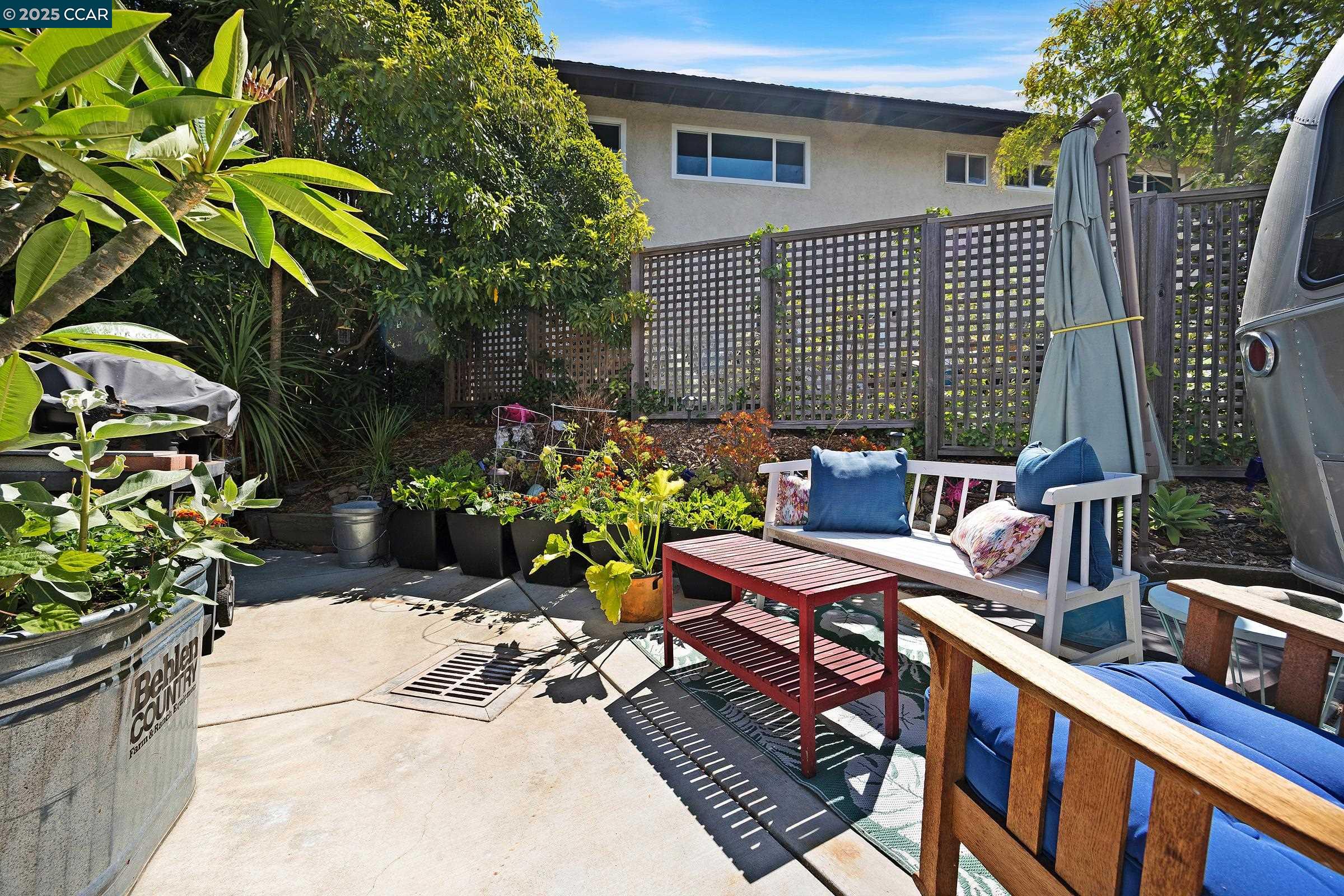 Detail Gallery Image 26 of 31 For 112 Inverness Ct, Benicia,  CA 94510 - 3 Beds | 2/1 Baths