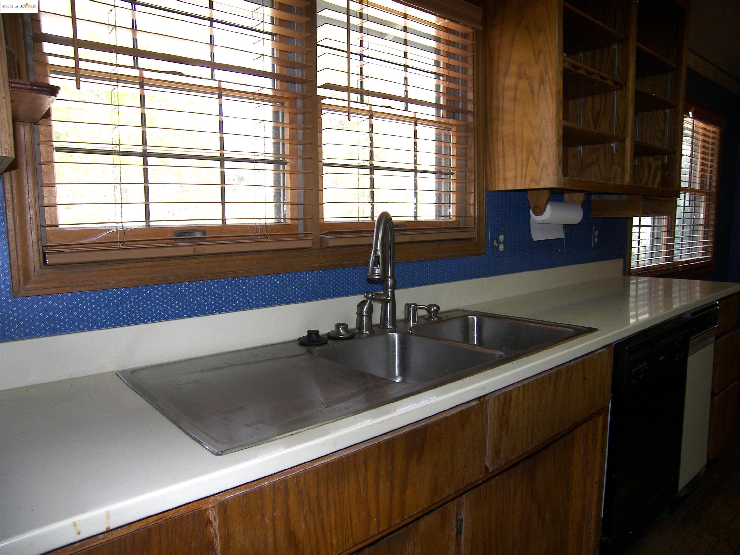 Detail Gallery Image 7 of 58 For 19195 Ferretti Rd., Groveland,  CA 95321 - 3 Beds | 3 Baths