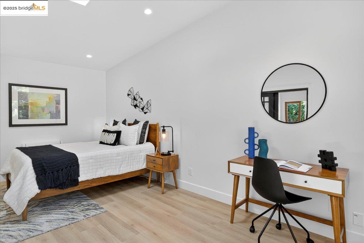 Detail Gallery Image 12 of 42 For 1522 Harmon Street, Berkeley,  CA 94703 - – Beds | – Baths