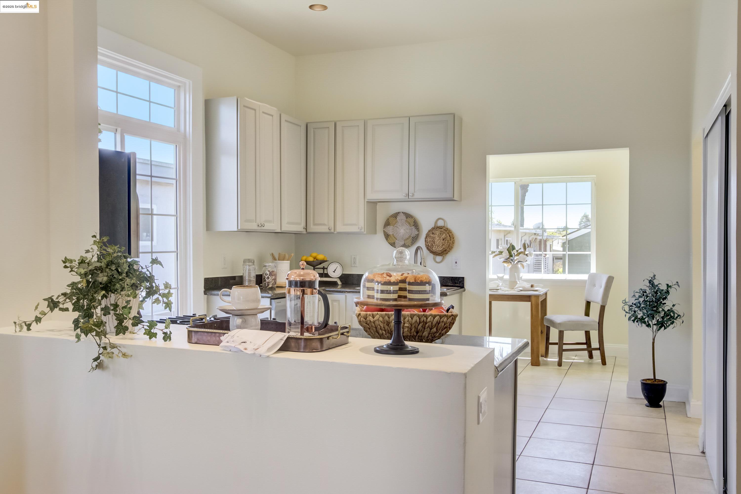 Detail Gallery Image 23 of 42 For 1522 Harmon Street, Berkeley,  CA 94703 - – Beds | – Baths