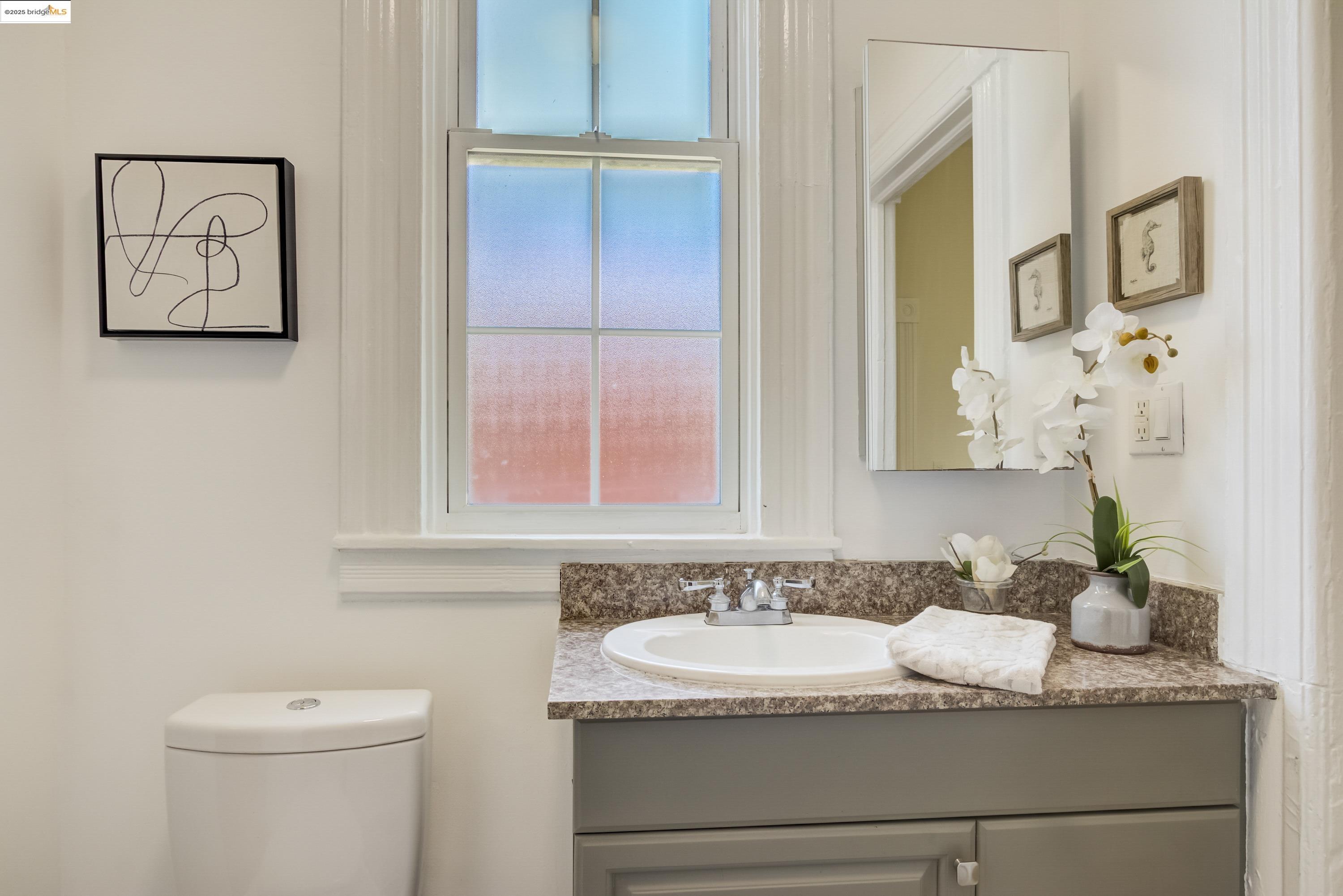 Detail Gallery Image 33 of 42 For 1522 Harmon Street, Berkeley,  CA 94703 - – Beds | – Baths