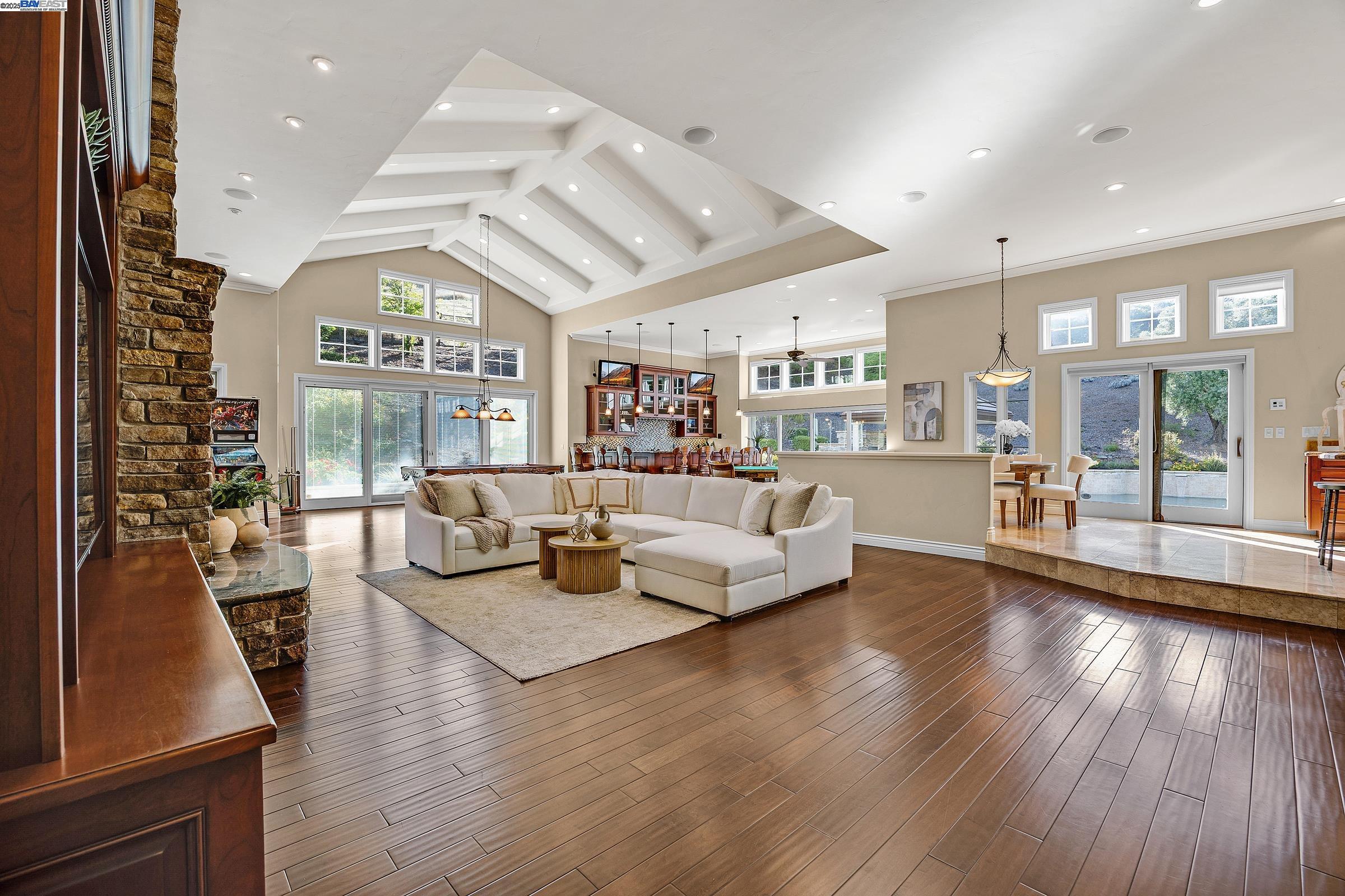 Detail Gallery Image 12 of 60 For 24 Timberview Ct., Danville,  CA 94506 - 4 Beds | 3/2 Baths