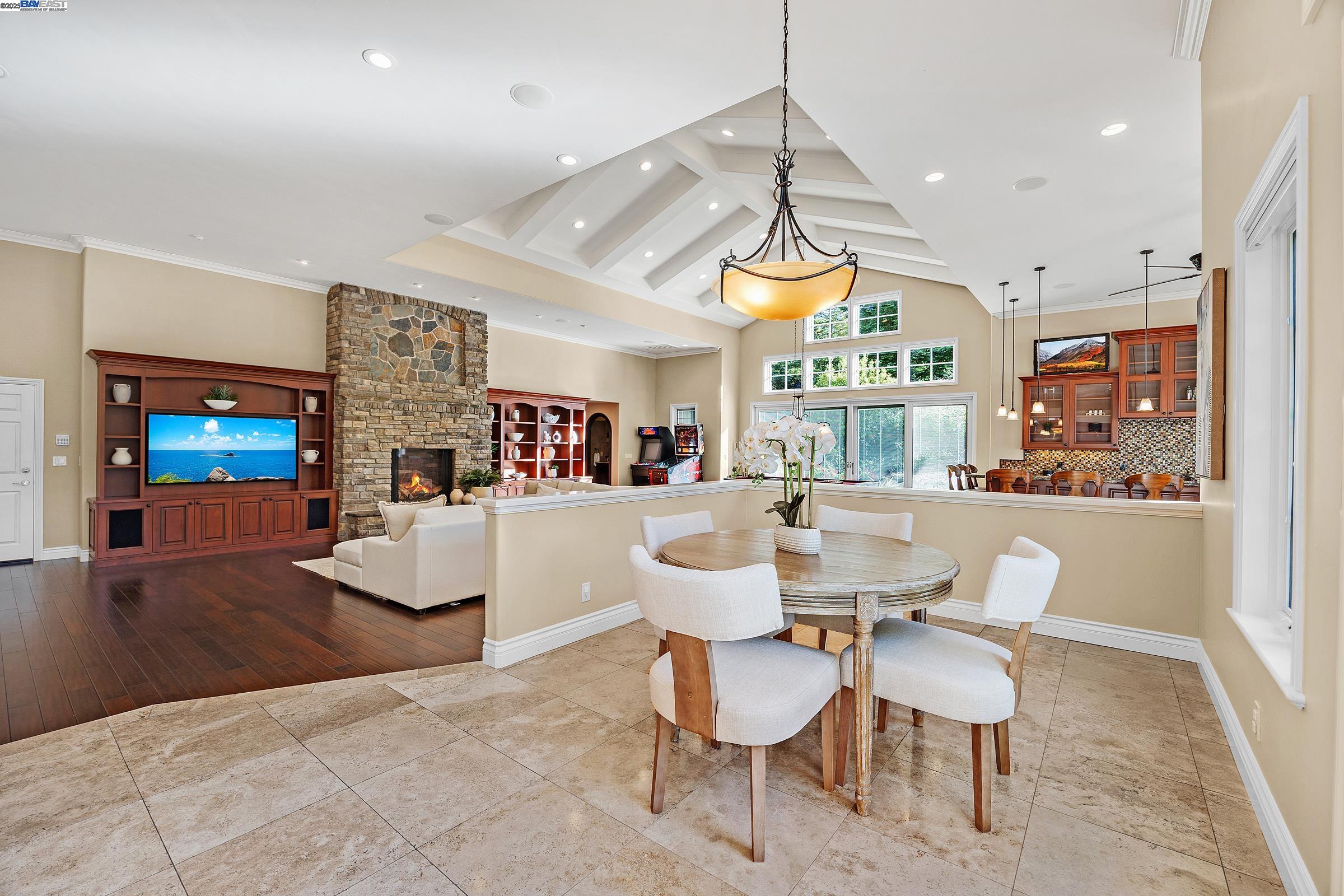 Detail Gallery Image 14 of 60 For 24 Timberview Ct., Danville,  CA 94506 - 4 Beds | 3/2 Baths