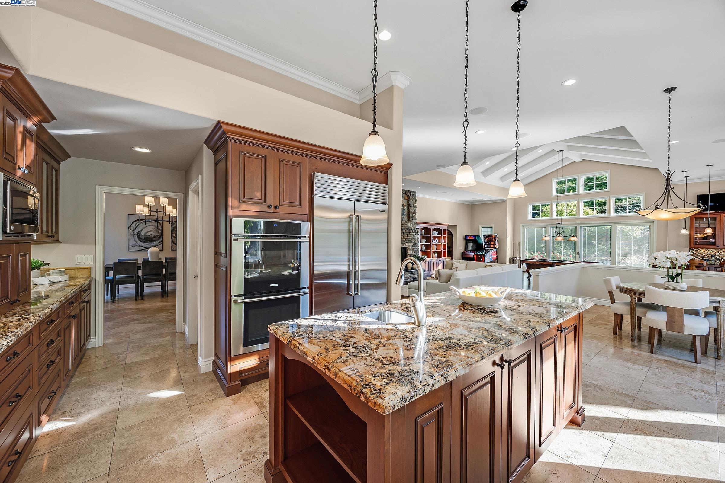 Detail Gallery Image 16 of 60 For 24 Timberview Ct., Danville,  CA 94506 - 4 Beds | 3/2 Baths