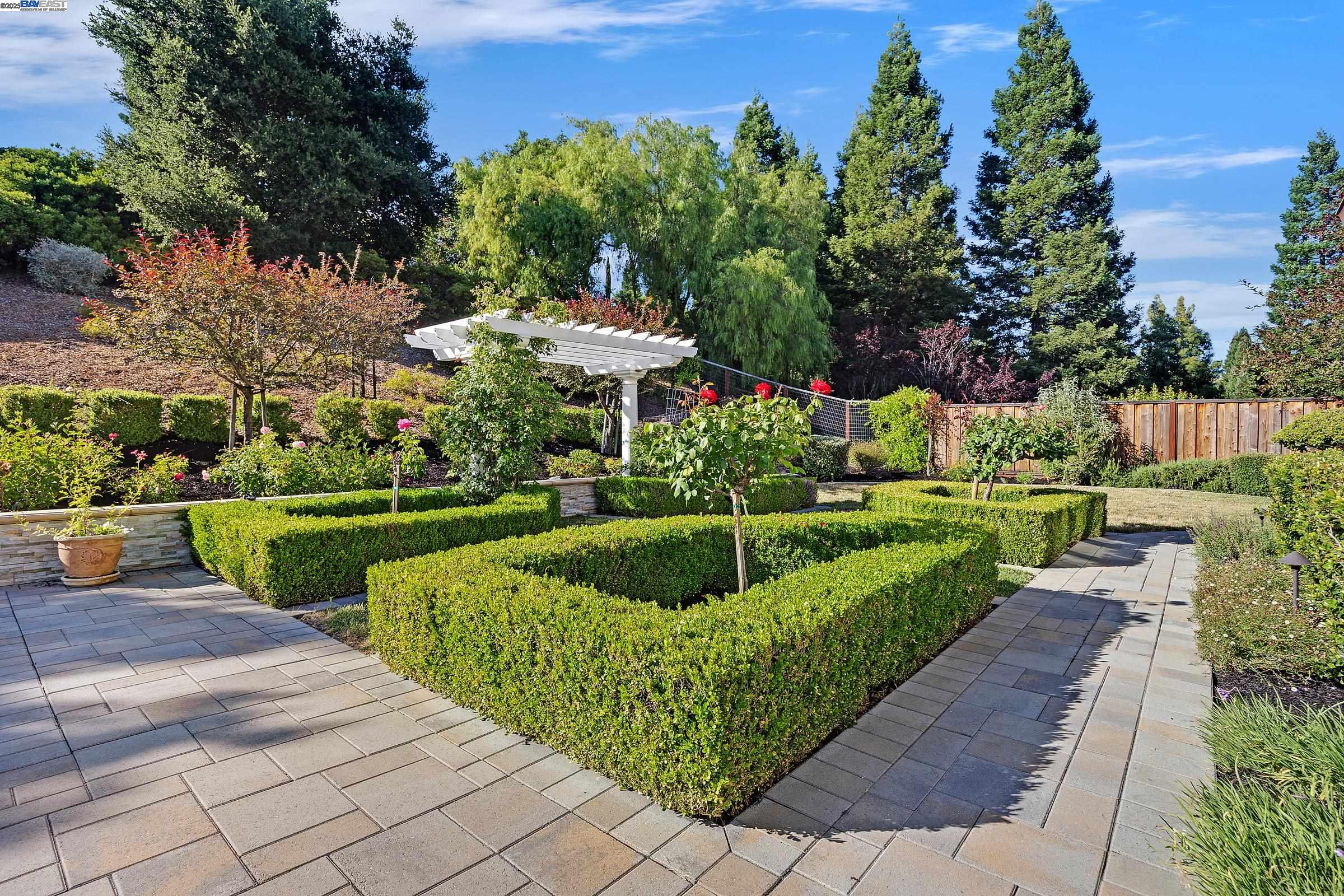 Detail Gallery Image 44 of 60 For 24 Timberview Ct., Danville,  CA 94506 - 4 Beds | 3/2 Baths
