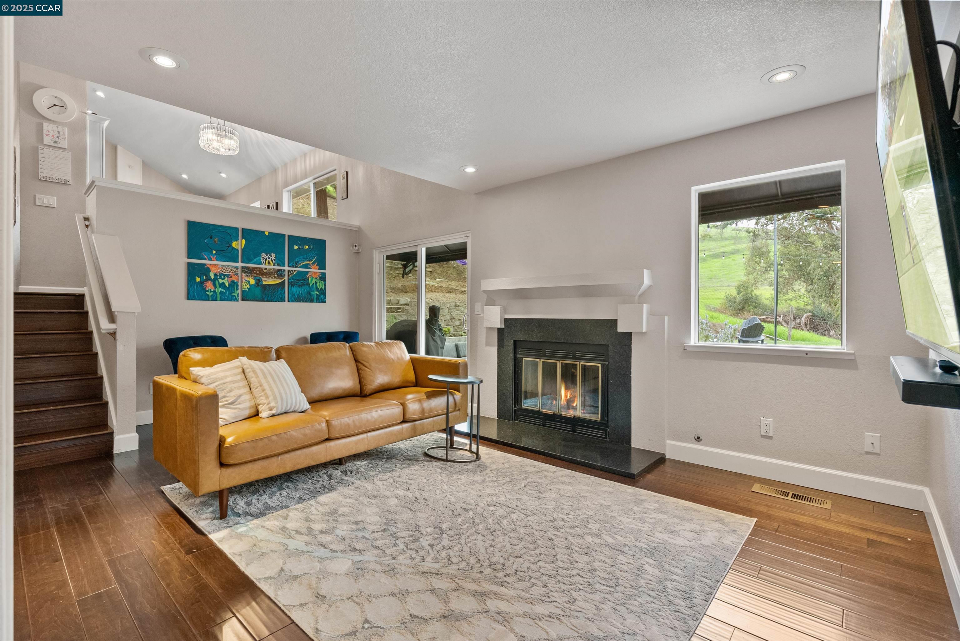 Detail Gallery Image 25 of 44 For 110 Costanza Drive, Martinez,  CA 94553 - 4 Beds | 3 Baths