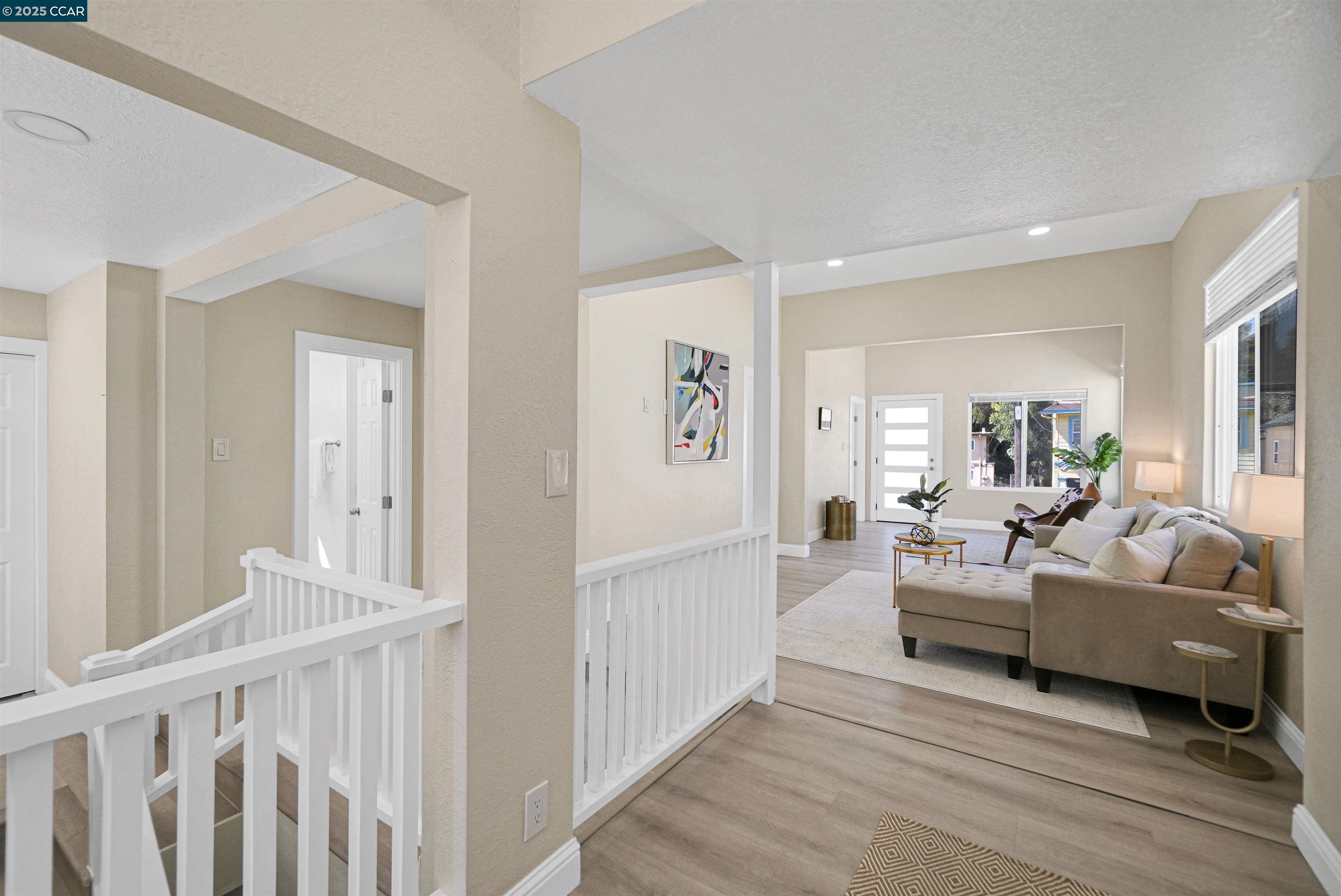 Detail Gallery Image 14 of 60 For 767 47th St, Oakland,  CA 94609 - 4 Beds | 3 Baths