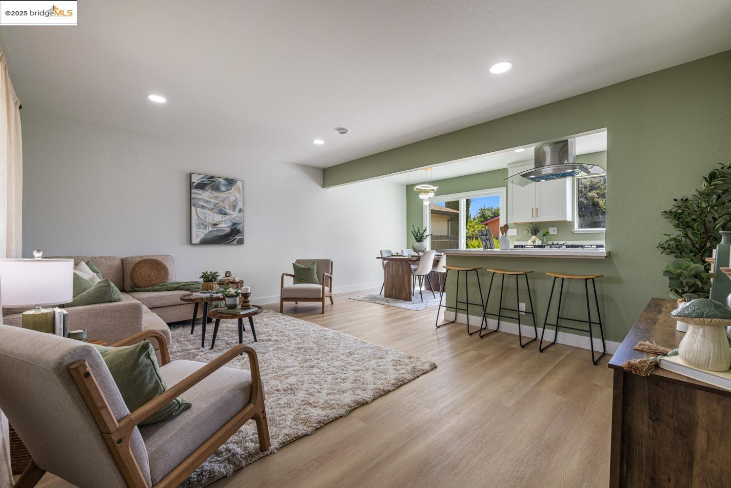 Detail Gallery Image 5 of 29 For 2840 E Anita St, Stockton,  CA 95205 - 3 Beds | 1/1 Baths