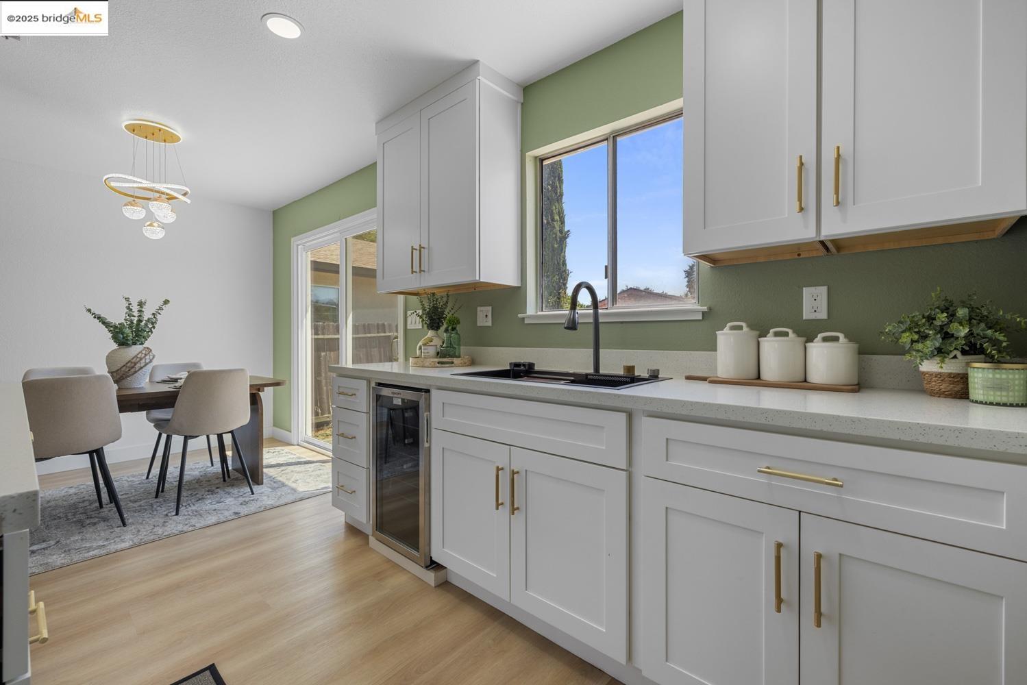 Detail Gallery Image 9 of 29 For 2840 E Anita St, Stockton,  CA 95205 - 3 Beds | 1/1 Baths