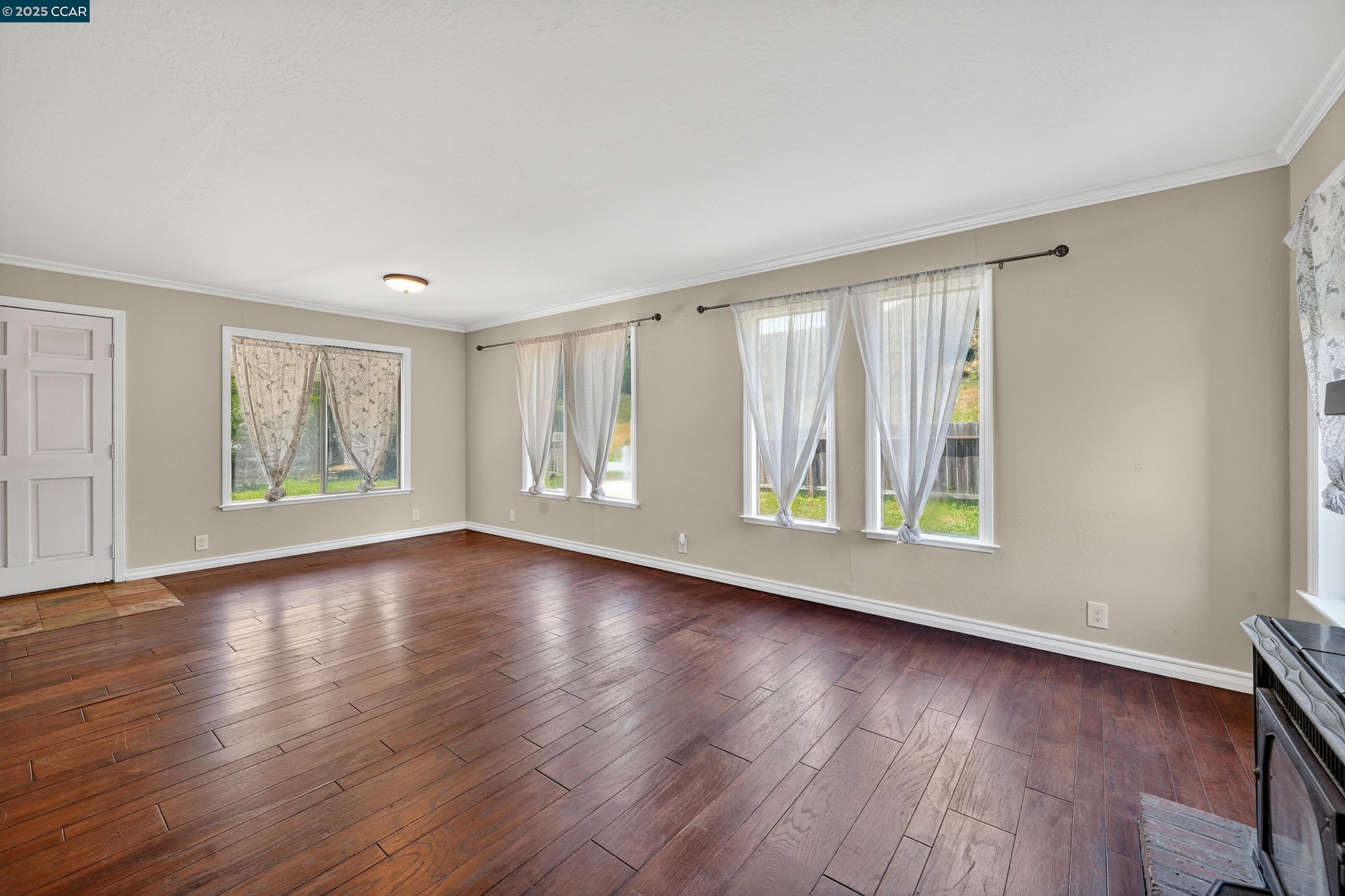 Detail Gallery Image 7 of 24 For 1340 Stage Road, Pescadero,  CA 94060 - 3 Beds | 1 Baths
