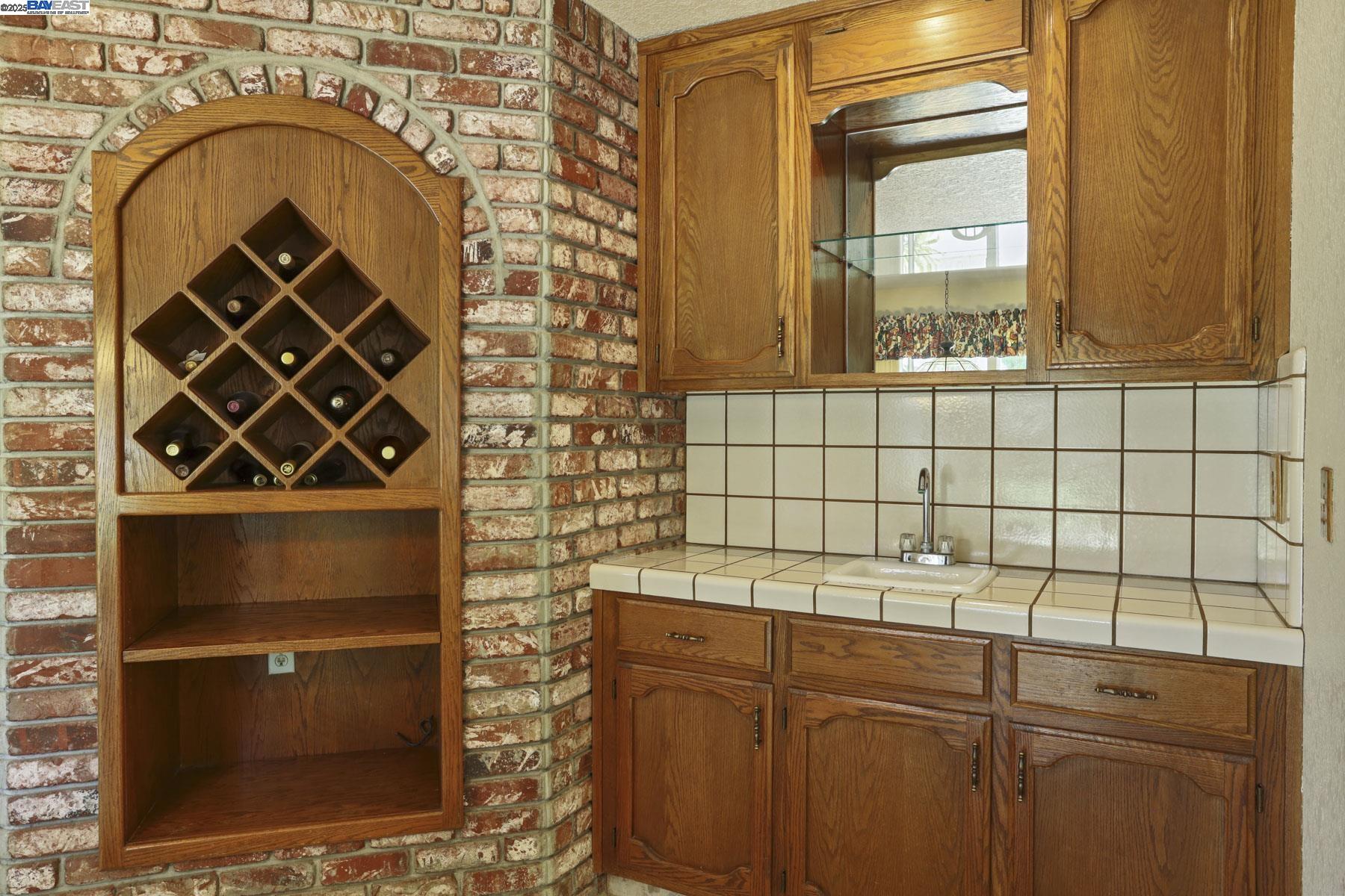 Detail Gallery Image 25 of 60 For 16551 Los Positas Way, Tracy,  CA 95304 - 5 Beds | 4 Baths