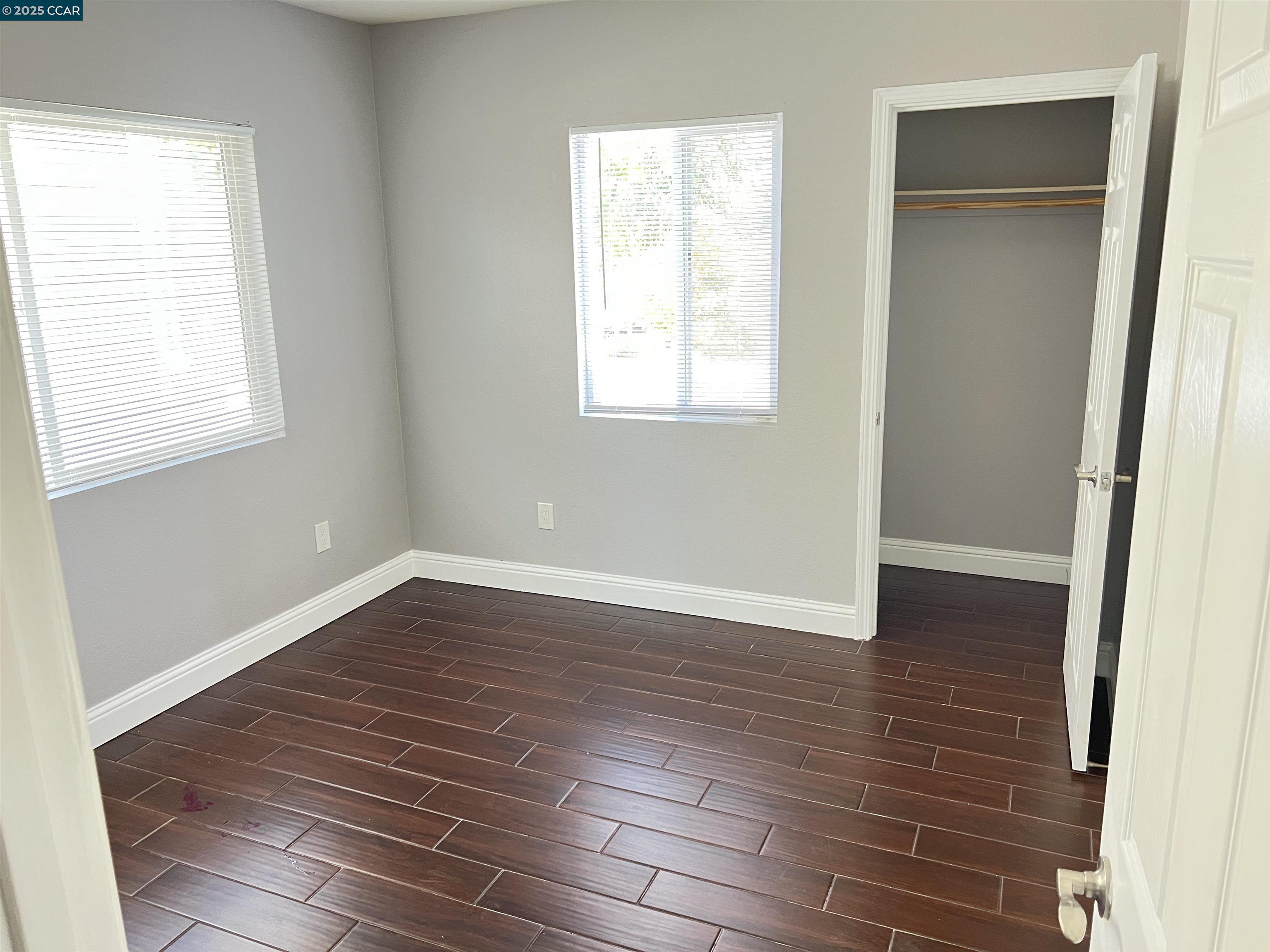Detail Gallery Image 11 of 21 For 2830 23rd Avenue, Oakland,  CA 94606 - 2 Beds | 1 Baths