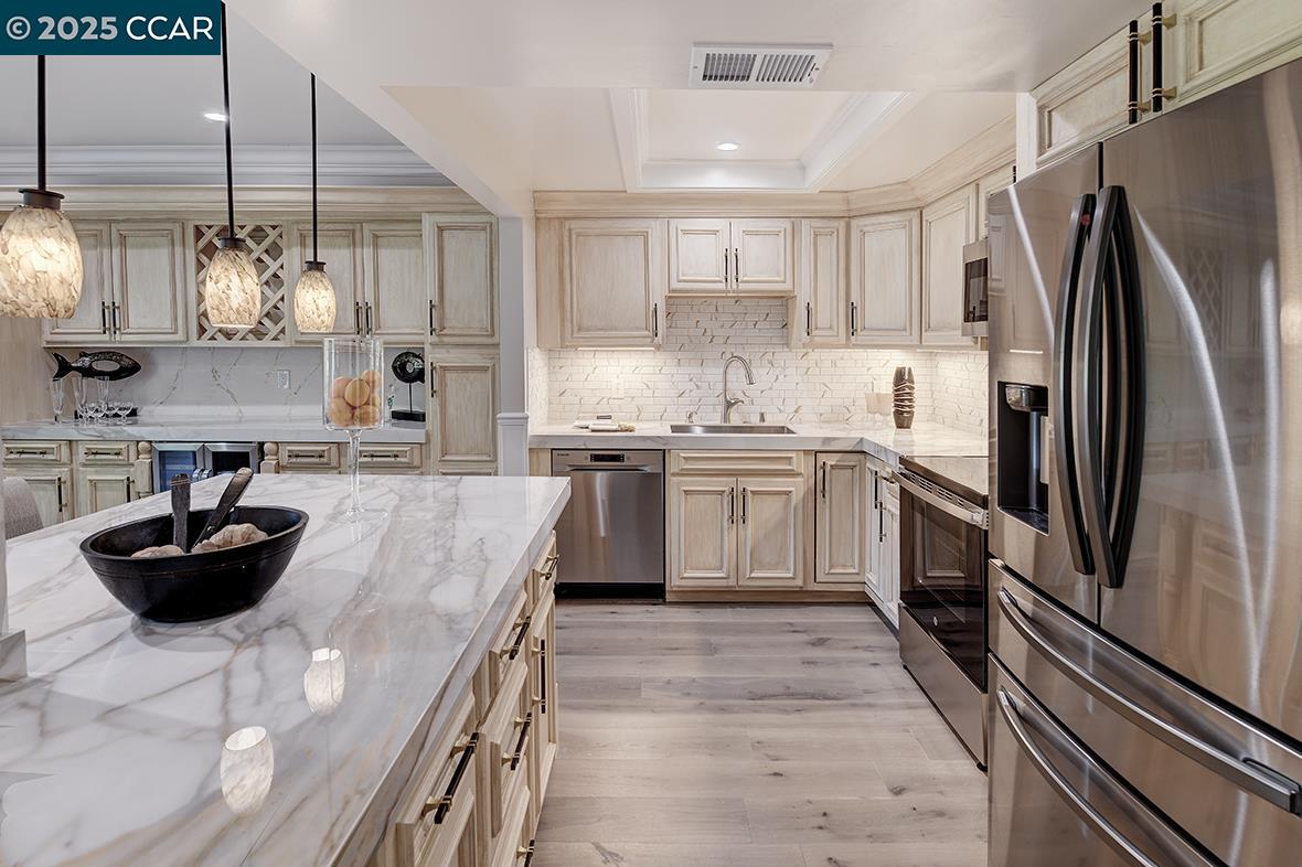 Photo #2: 41109969 Listing 