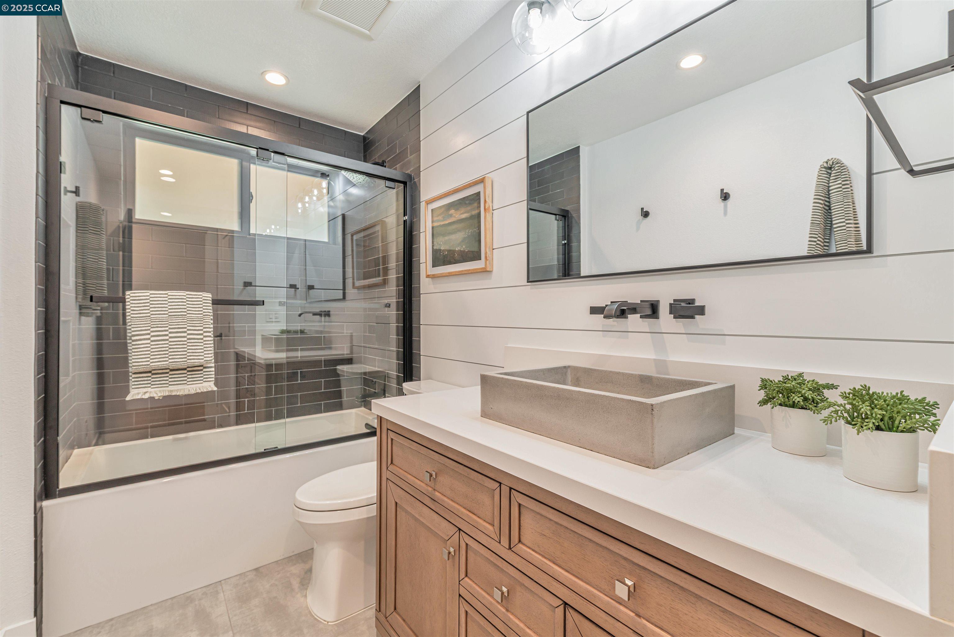 Detail Gallery Image 30 of 42 For 3674 Northridge Dr, Concord,  CA 94518 - 4 Beds | 2 Baths