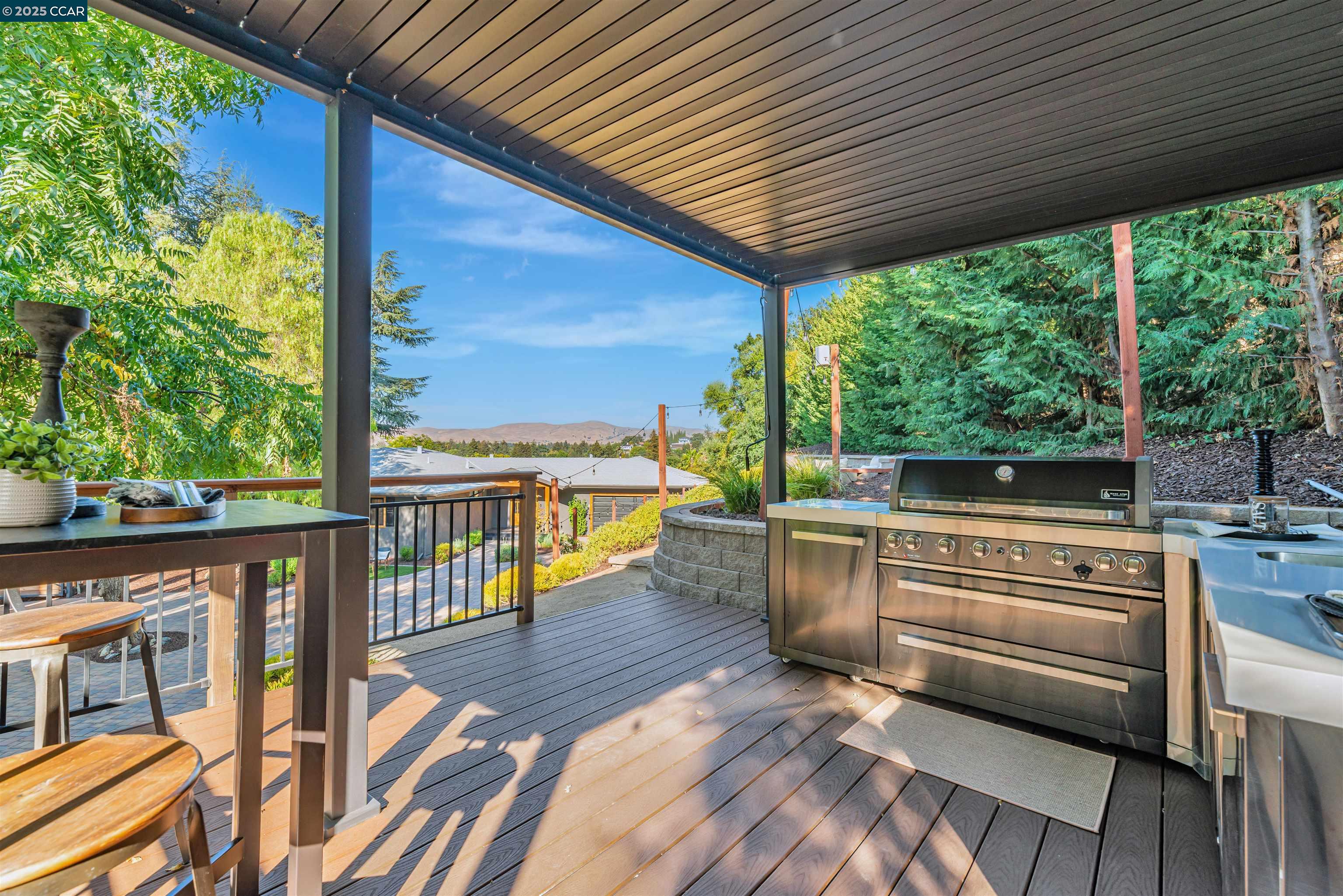 Detail Gallery Image 40 of 42 For 3674 Northridge Dr, Concord,  CA 94518 - 4 Beds | 2 Baths