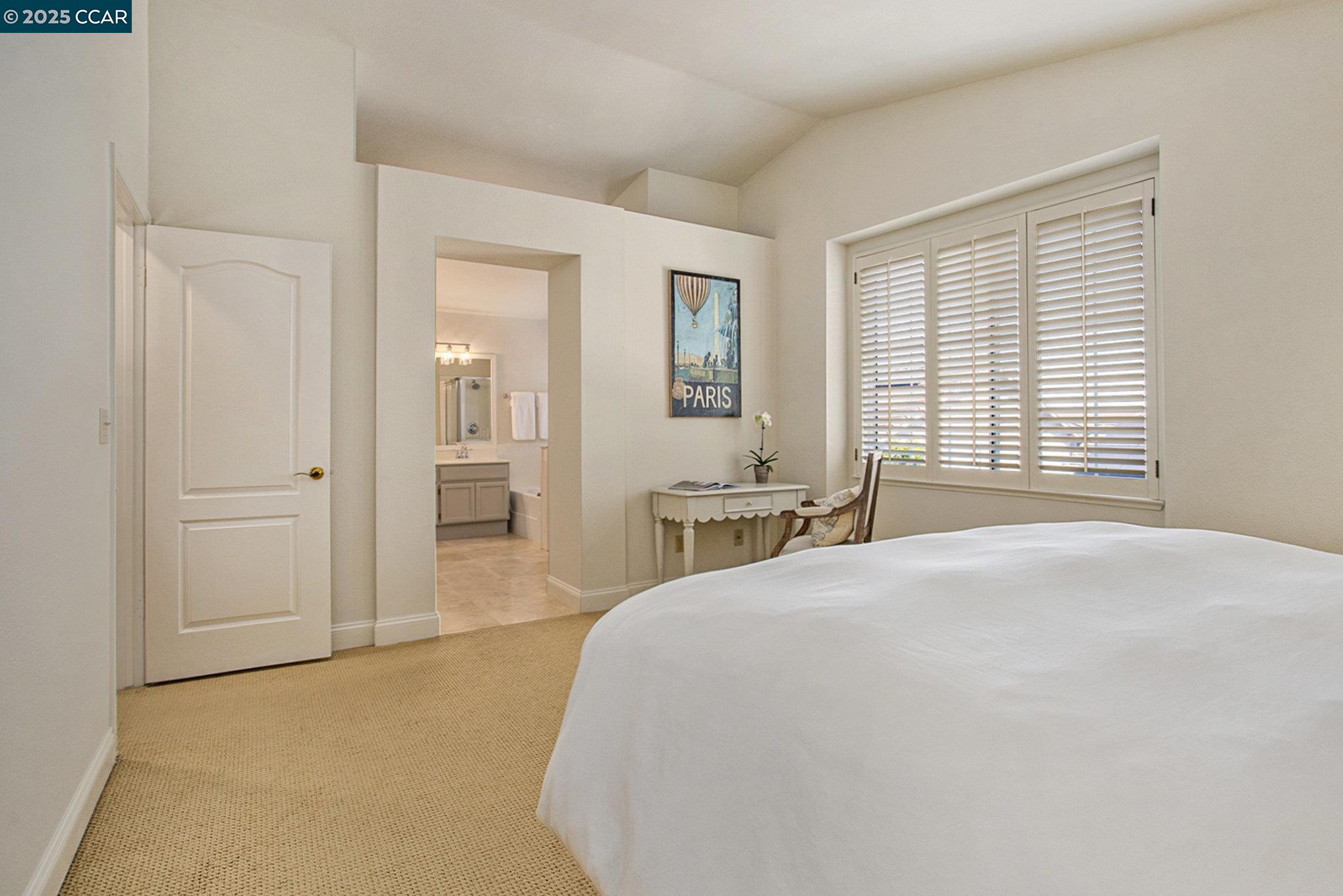 Detail Gallery Image 17 of 27 For 321 Liveoak Ct, Martinez,  CA 94553 - 3 Beds | 2/1 Baths