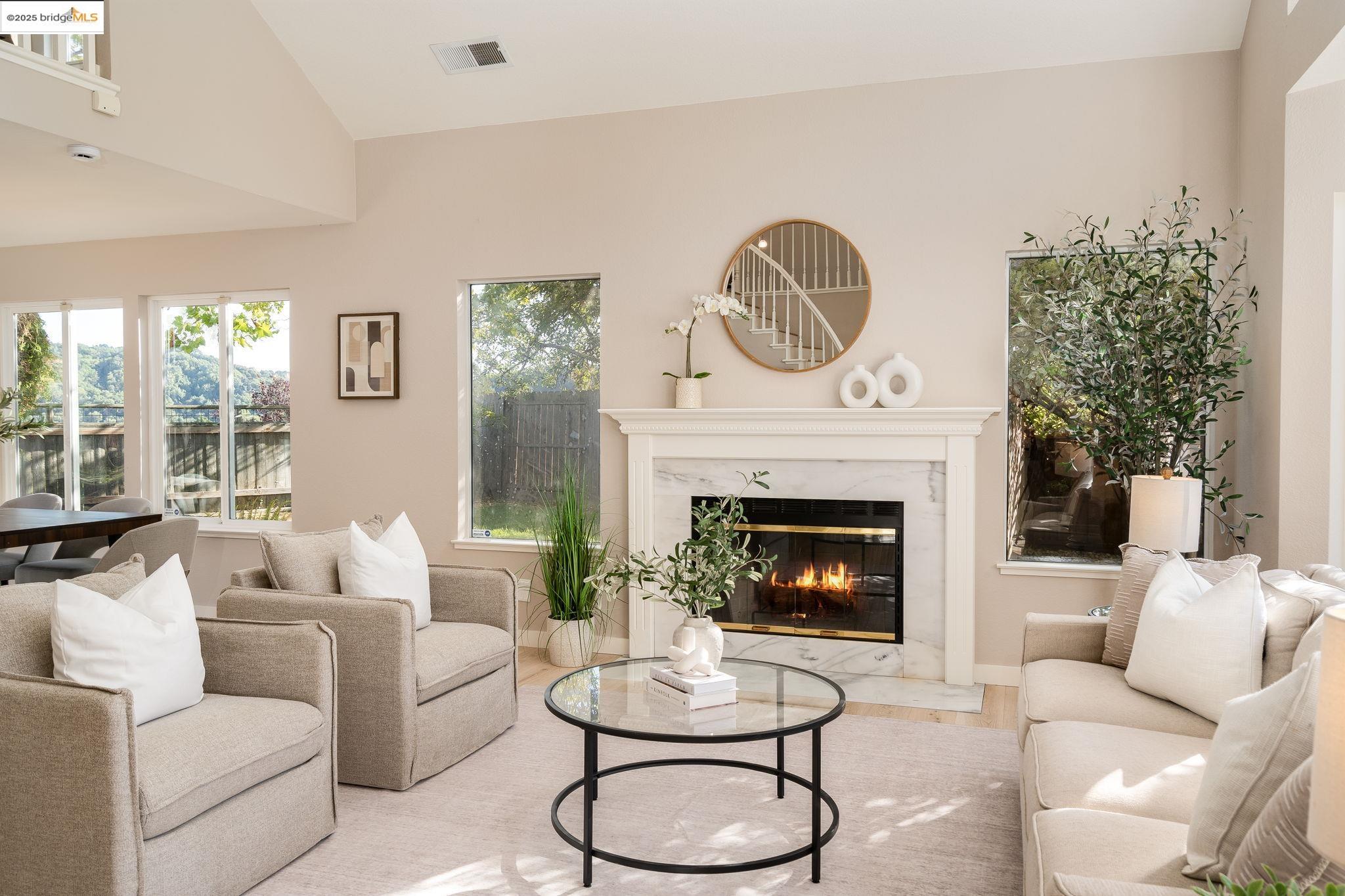 Detail Gallery Image 9 of 60 For 2708 Carmen Ct, Pinole,  CA 94564 - 3 Beds | 2/1 Baths