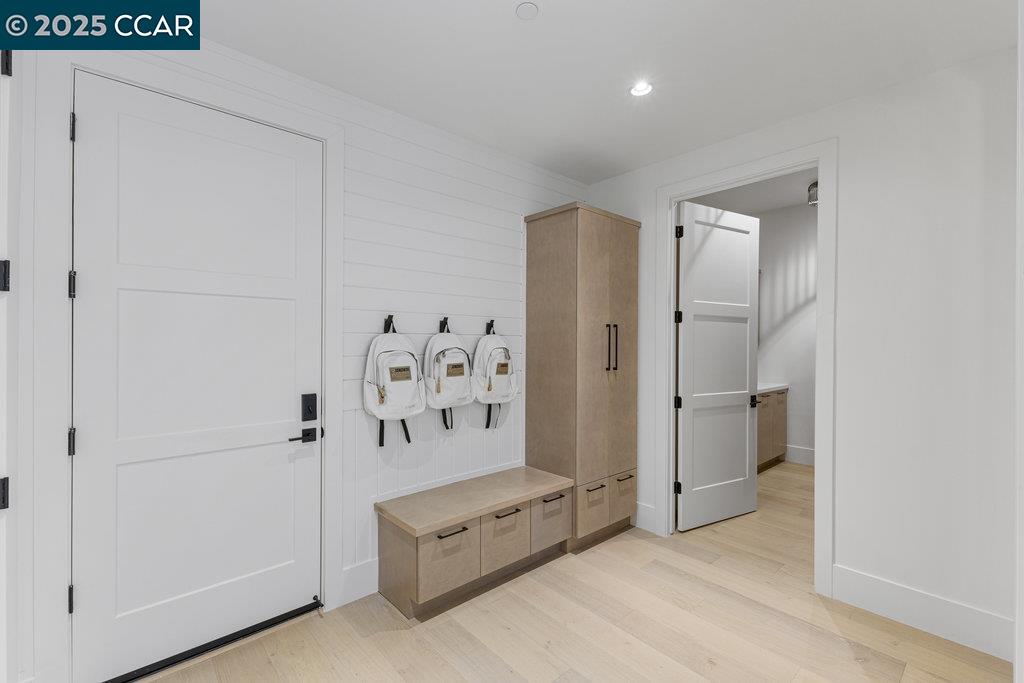 Detail Gallery Image 50 of 53 For 11 Willowmere Rd, Danville,  CA 94526 - 5 Beds | 5/1 Baths