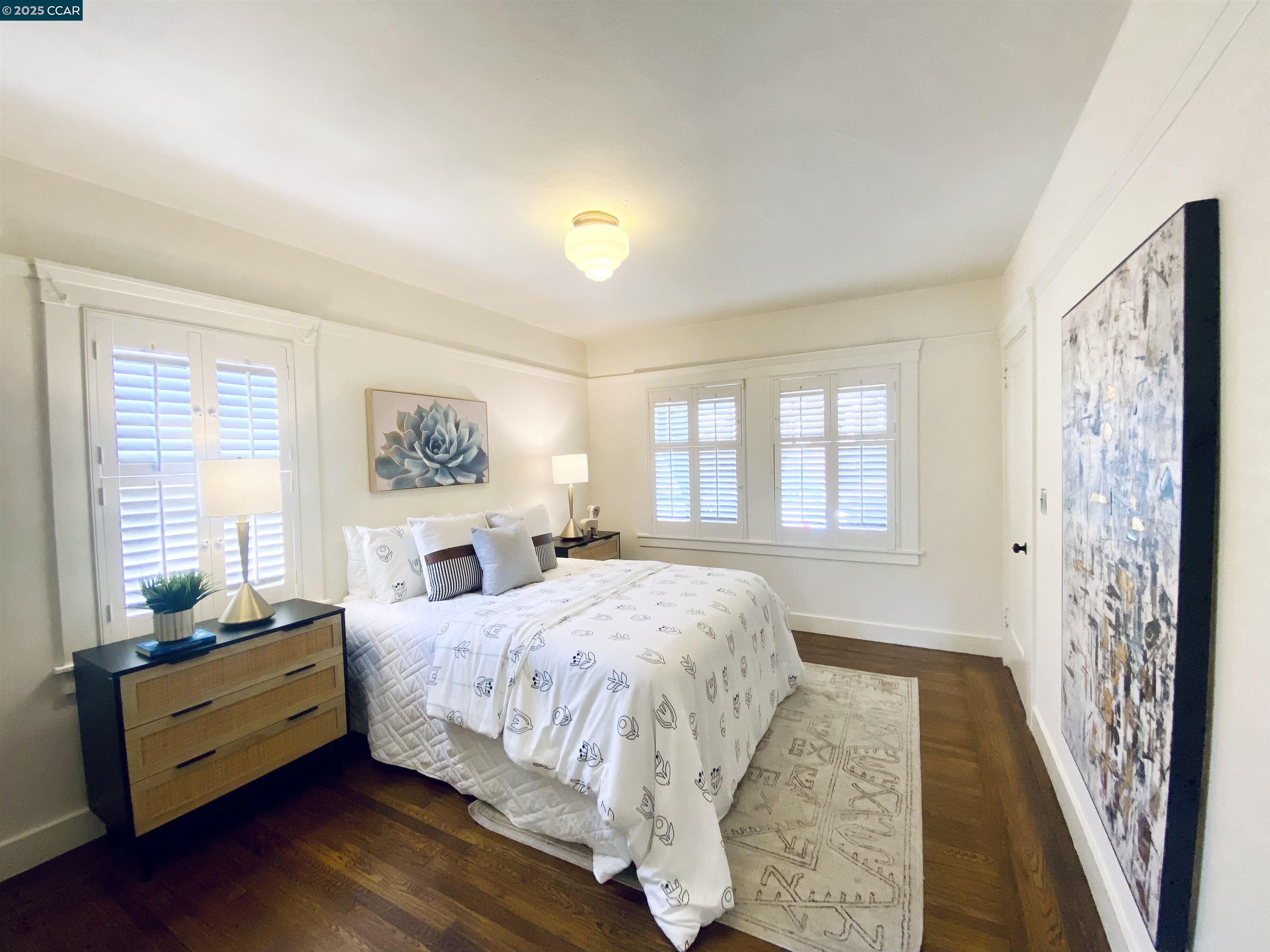 Detail Gallery Image 21 of 29 For 725 43rd Street, Oakland,  CA 94609 - 2 Beds | 1 Baths