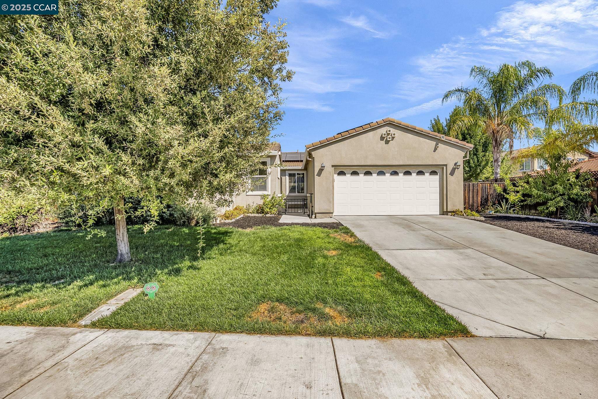 Detail Gallery Image 3 of 60 For 4784 Braemar St, Antioch,  CA 94531 - 4 Beds | 2/1 Baths