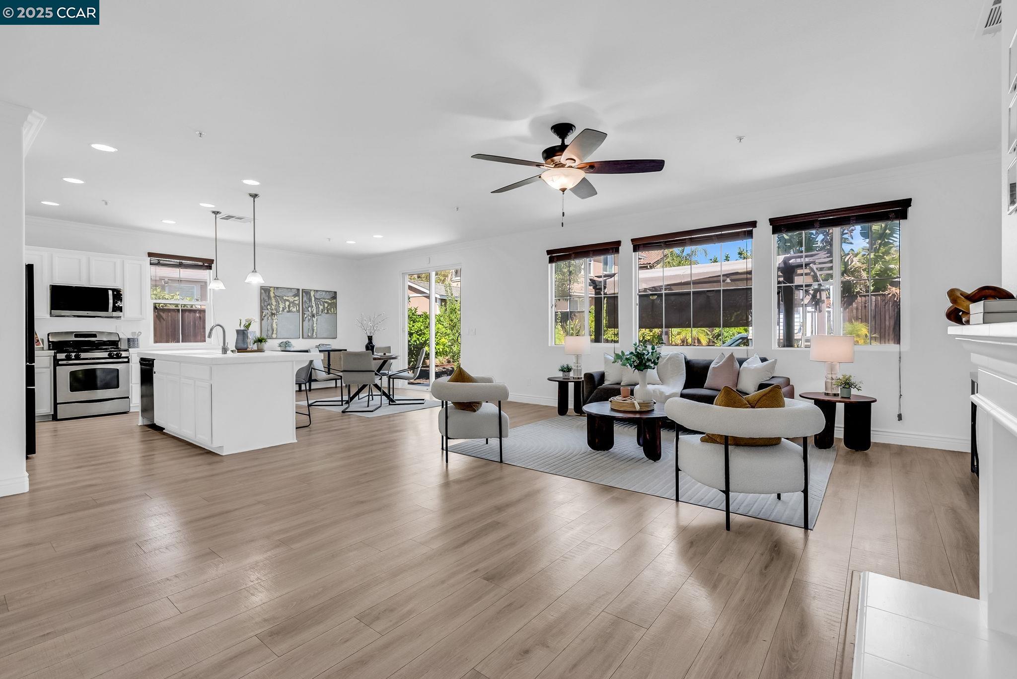Detail Gallery Image 10 of 60 For 4784 Braemar St, Antioch,  CA 94531 - 4 Beds | 2/1 Baths