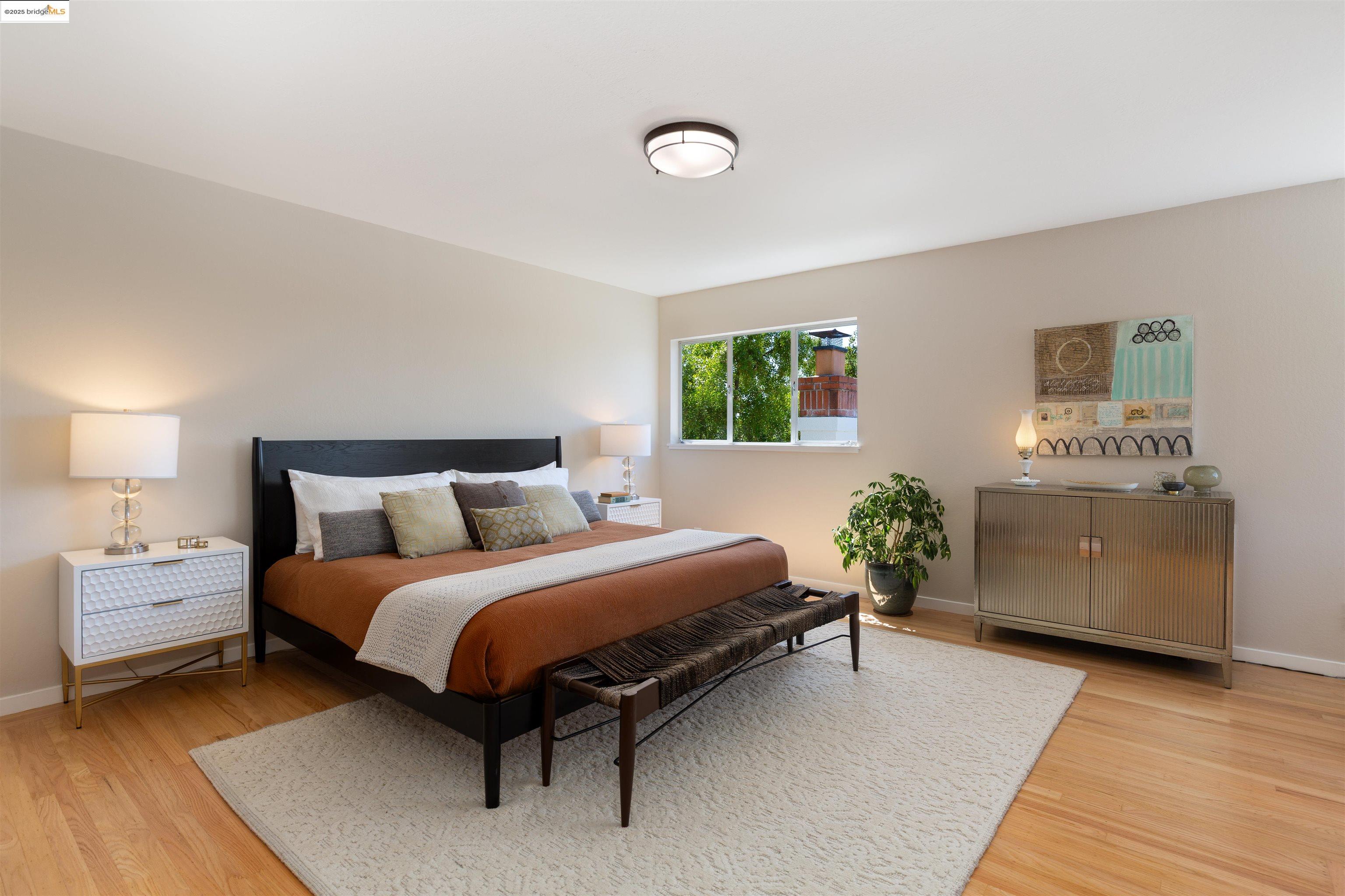 Detail Gallery Image 20 of 49 For 1351 Carlotta Ave, Berkeley,  CA 94703 - 5 Beds | 3 Baths