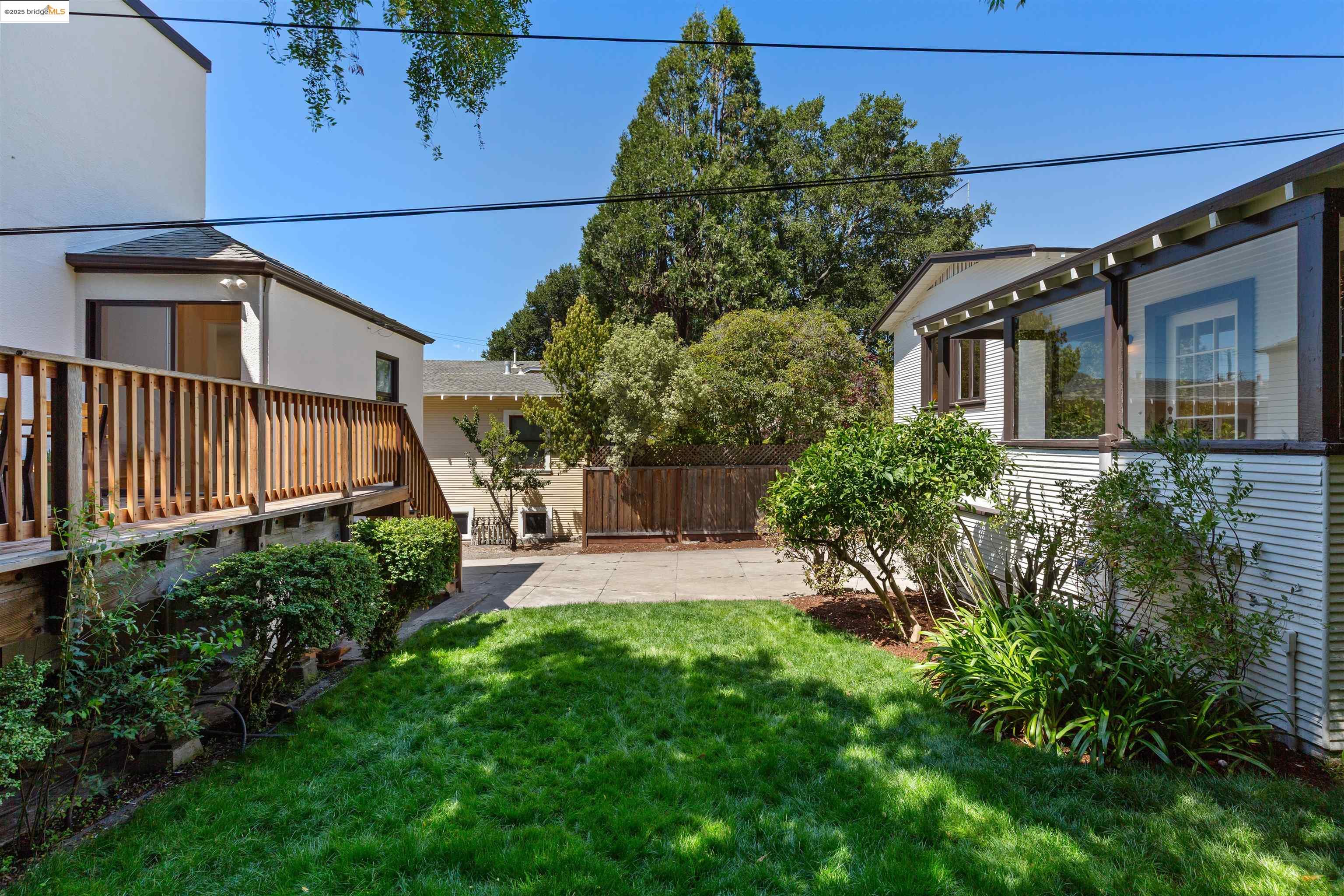 Detail Gallery Image 30 of 49 For 1351 Carlotta Ave, Berkeley,  CA 94703 - 5 Beds | 3 Baths