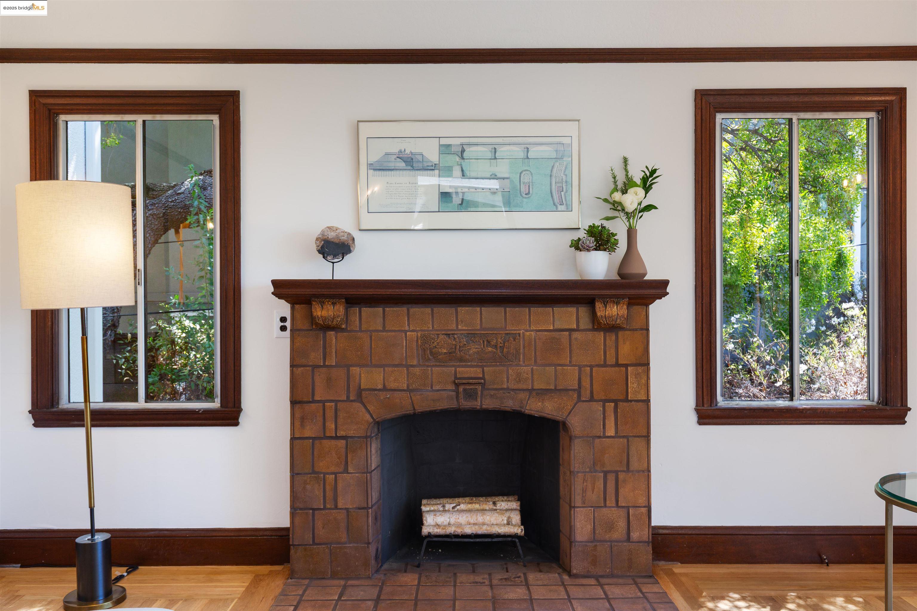 Detail Gallery Image 7 of 49 For 1351 Carlotta Ave, Berkeley,  CA 94703 - 5 Beds | 3 Baths