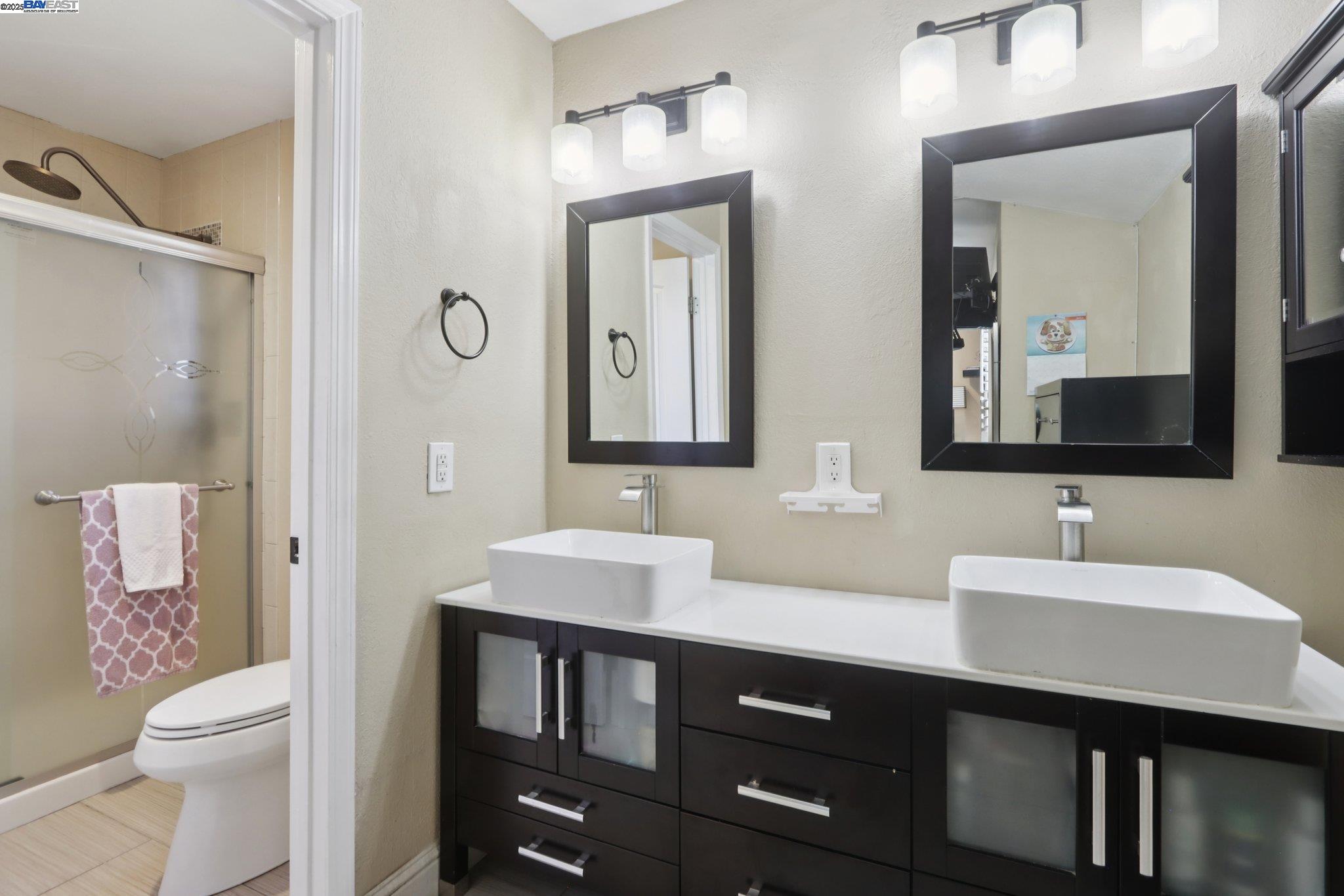 Detail Gallery Image 22 of 46 For 27978 Dobbel Ave, Hayward,  CA 94542 - 3 Beds | 2/1 Baths