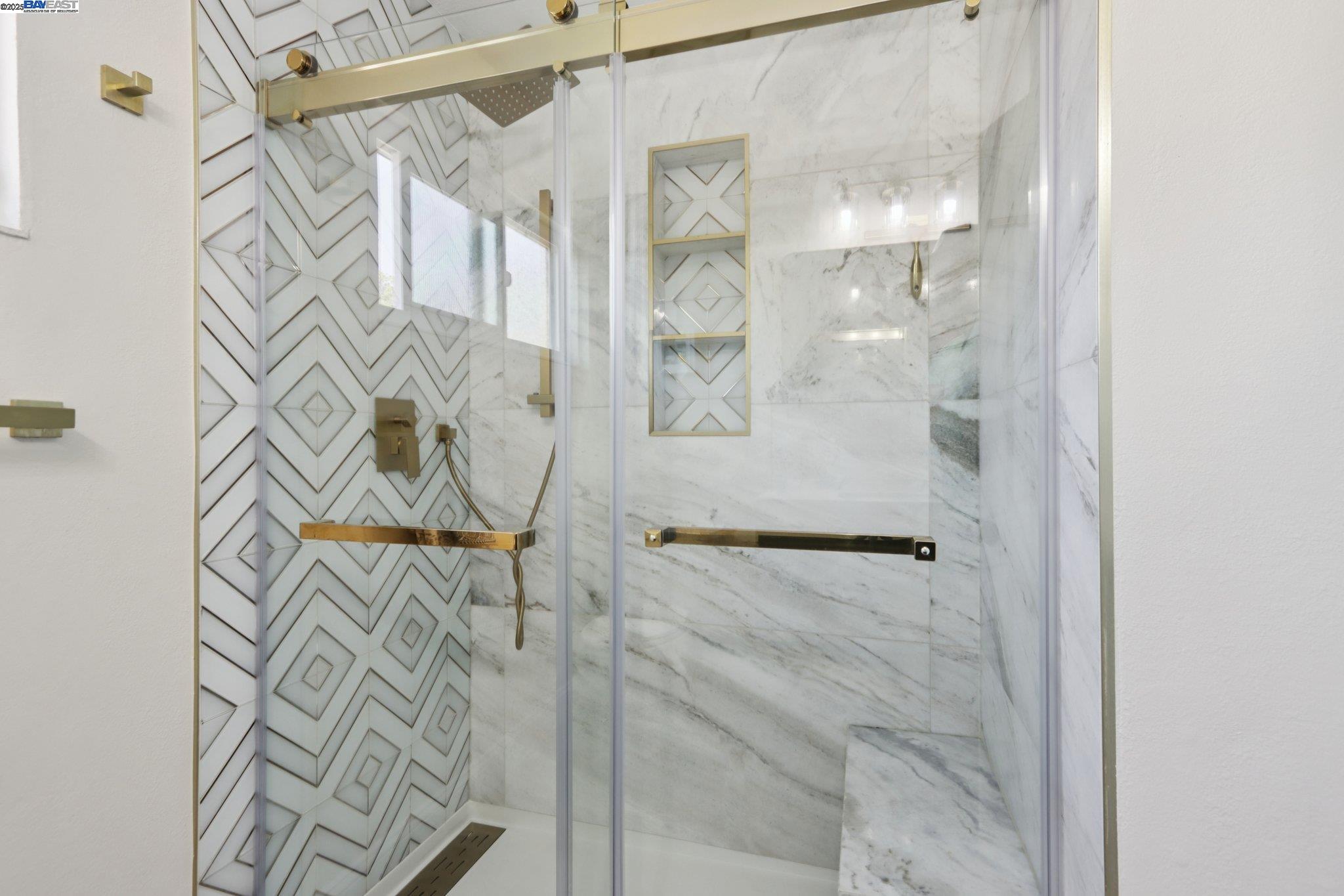 Detail Gallery Image 26 of 46 For 27978 Dobbel Ave, Hayward,  CA 94542 - 3 Beds | 2/1 Baths