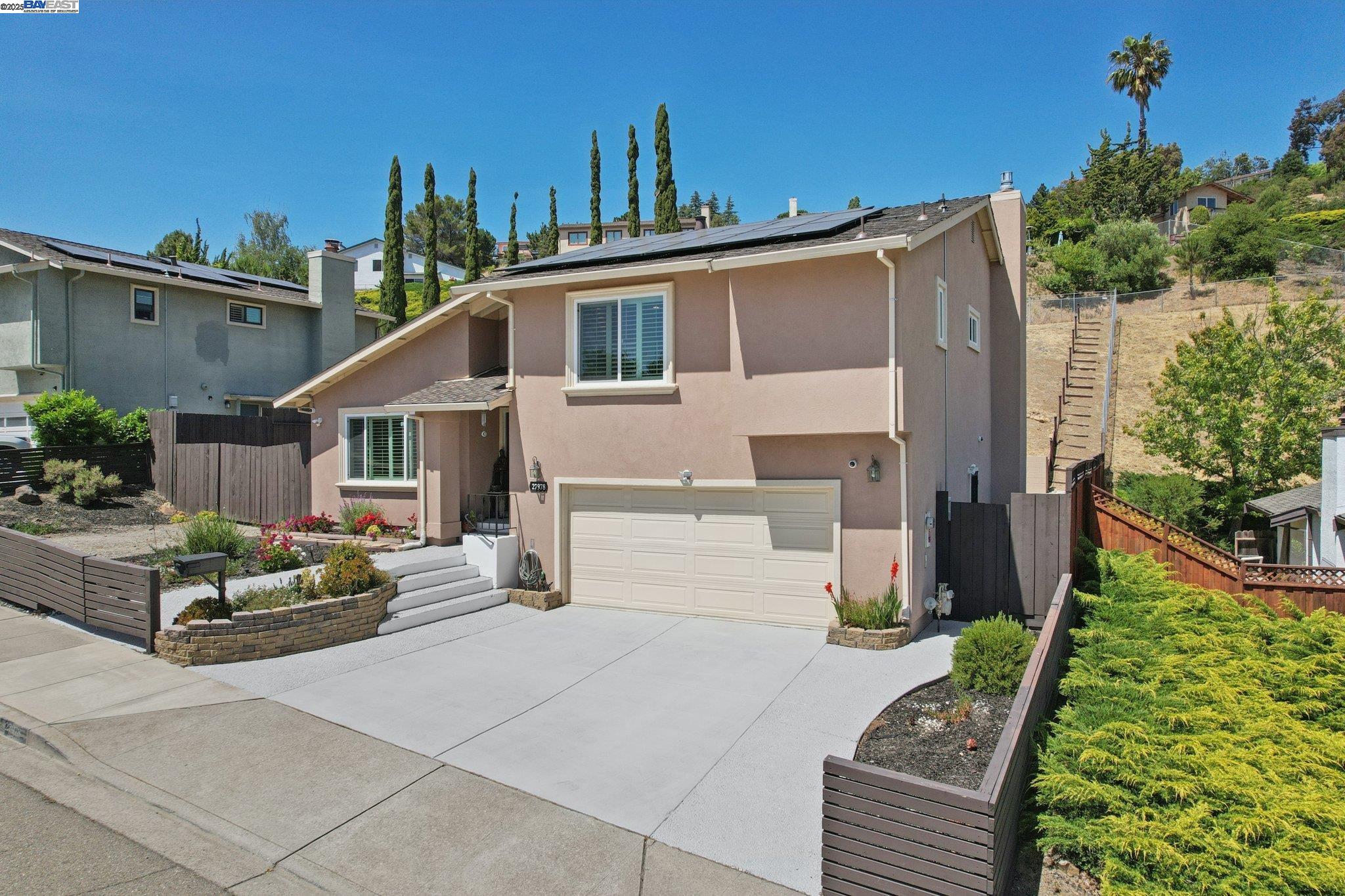 Detail Gallery Image 34 of 46 For 27978 Dobbel Ave, Hayward,  CA 94542 - 3 Beds | 2/1 Baths