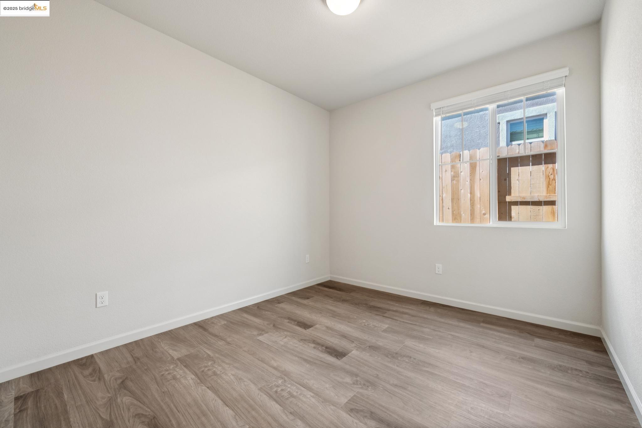 Detail Gallery Image 17 of 60 For 4105 Markovich Ct, Richmond,  CA 94806 - 4 Beds | 2 Baths