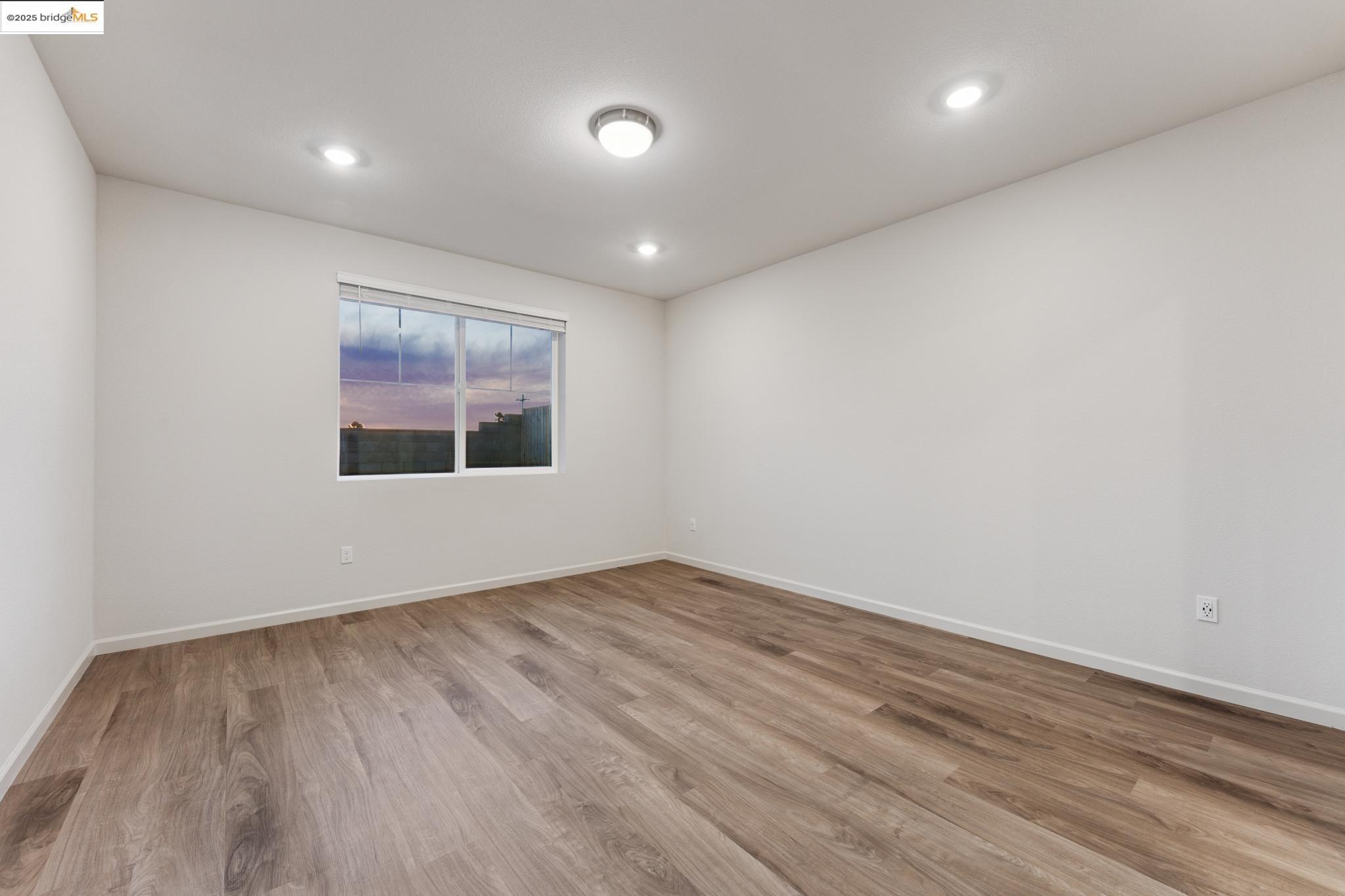 Detail Gallery Image 21 of 60 For 4105 Markovich Ct, Richmond,  CA 94806 - 4 Beds | 2 Baths