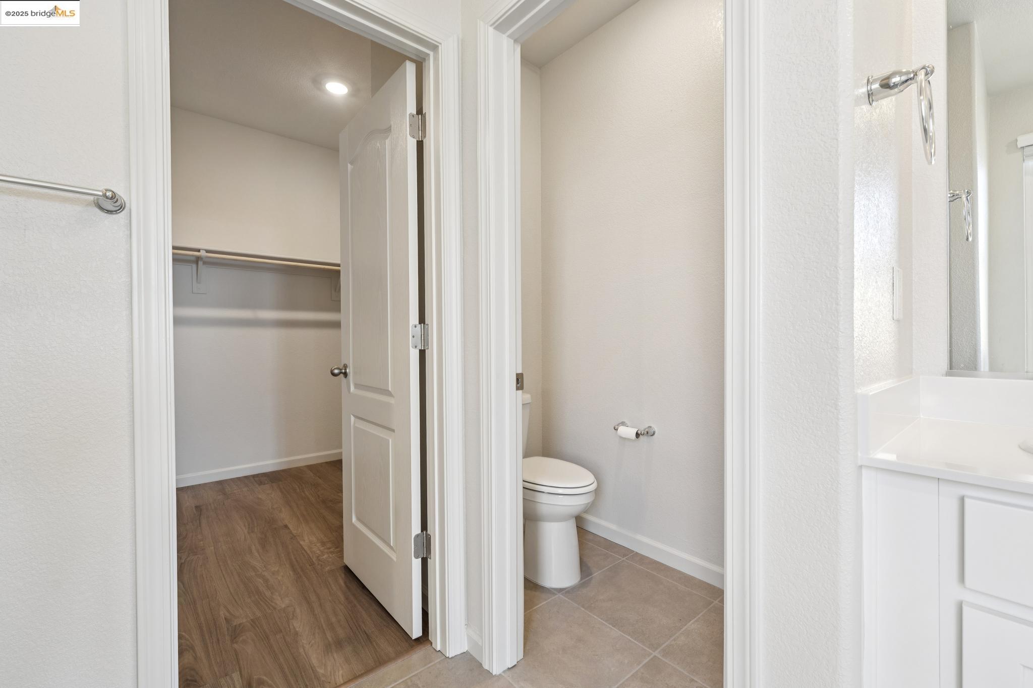 Detail Gallery Image 27 of 60 For 4105 Markovich Ct, Richmond,  CA 94806 - 4 Beds | 2 Baths