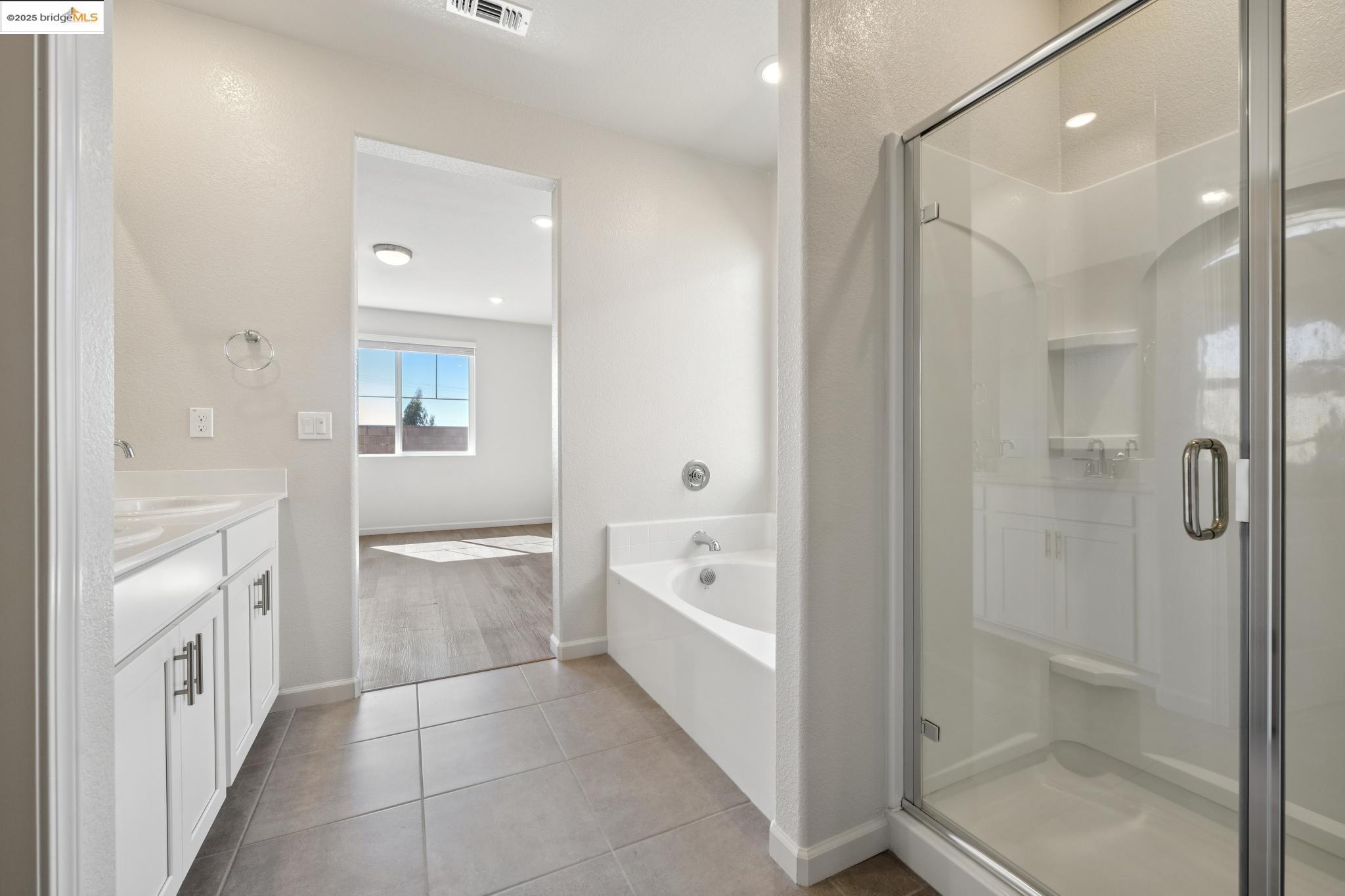 Detail Gallery Image 29 of 60 For 4105 Markovich Ct, Richmond,  CA 94806 - 4 Beds | 2 Baths