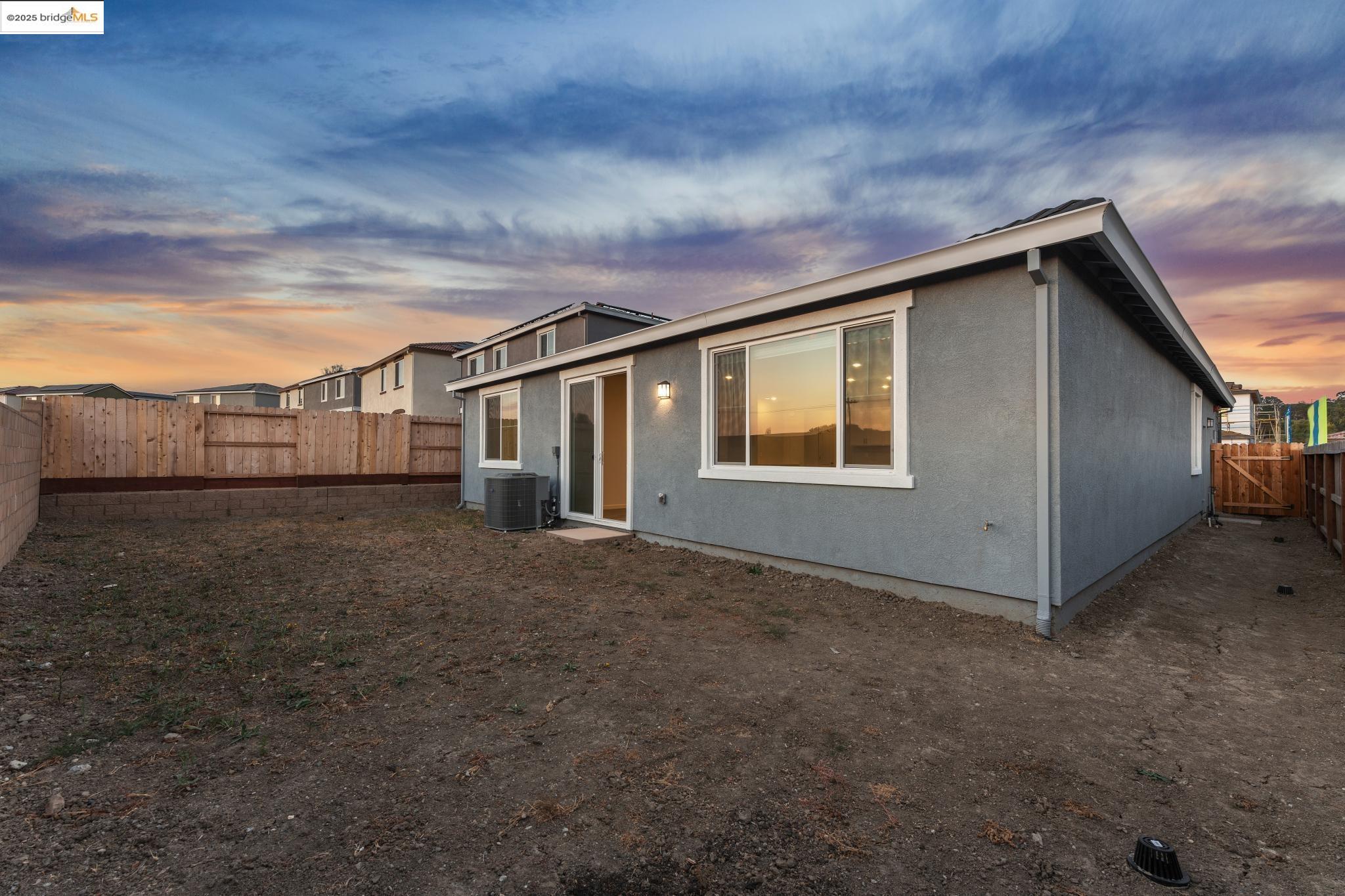 Detail Gallery Image 45 of 60 For 4105 Markovich Ct, Richmond,  CA 94806 - 4 Beds | 2 Baths