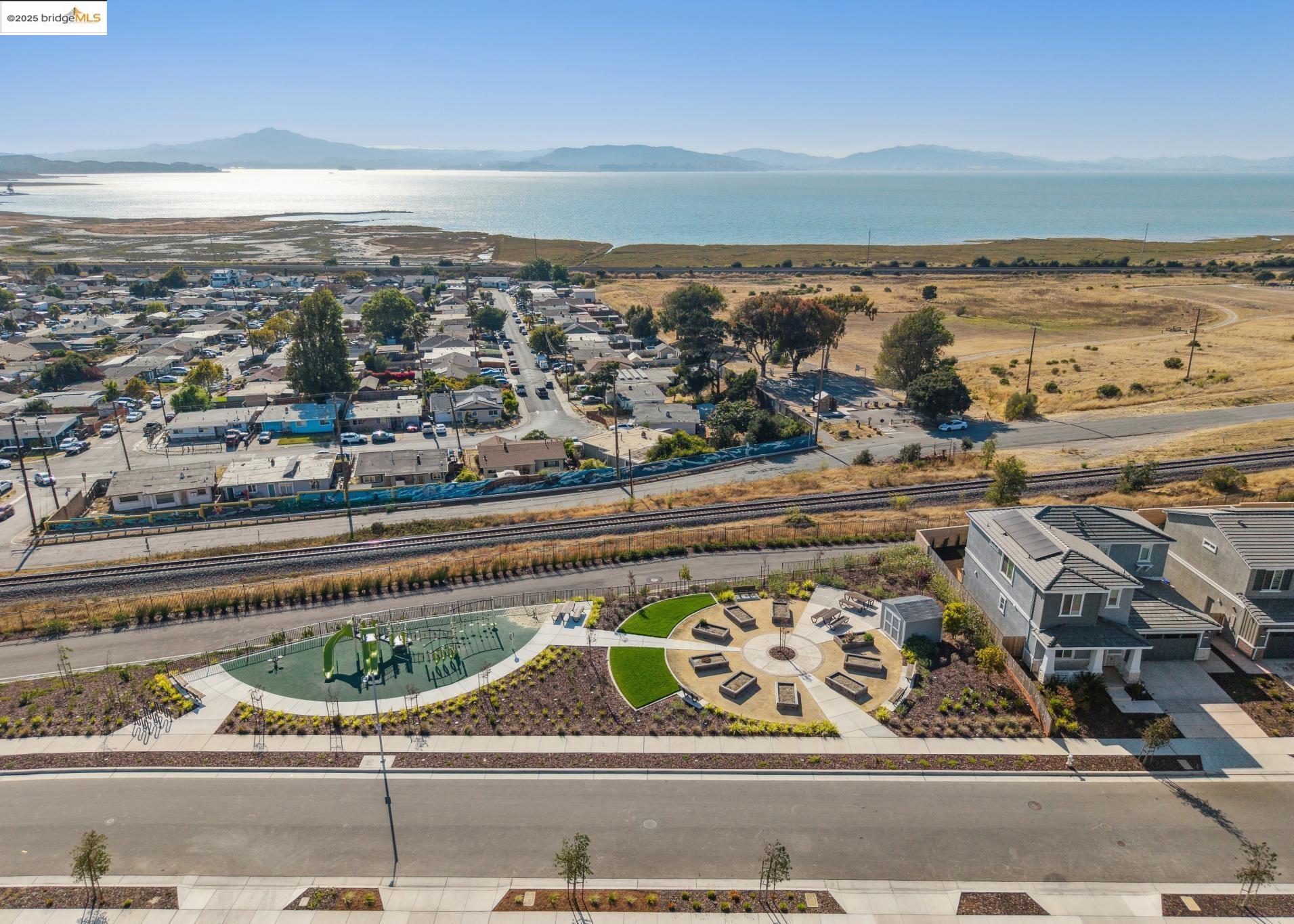 Detail Gallery Image 55 of 60 For 4105 Markovich Ct, Richmond,  CA 94806 - 4 Beds | 2 Baths