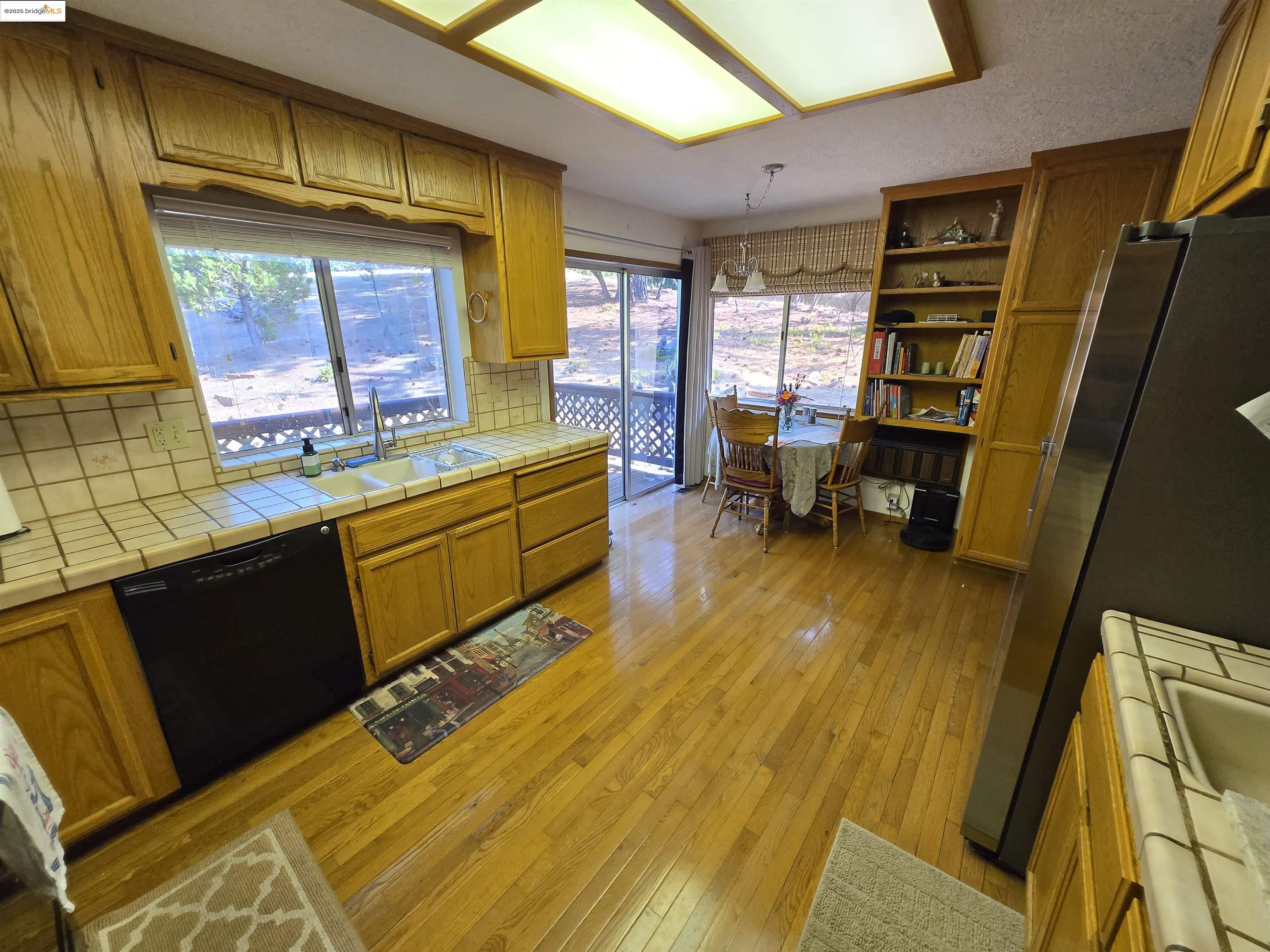 Detail Gallery Image 26 of 56 For 20704 Point View, Groveland,  CA 95321-9588 - 3 Beds | 2 Baths