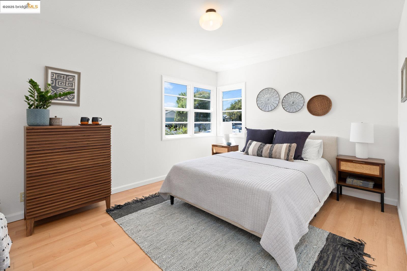 Detail Gallery Image 16 of 43 For 2234 Lobert St, Castro Valley,  CA 94546 - 2 Beds | 1 Baths
